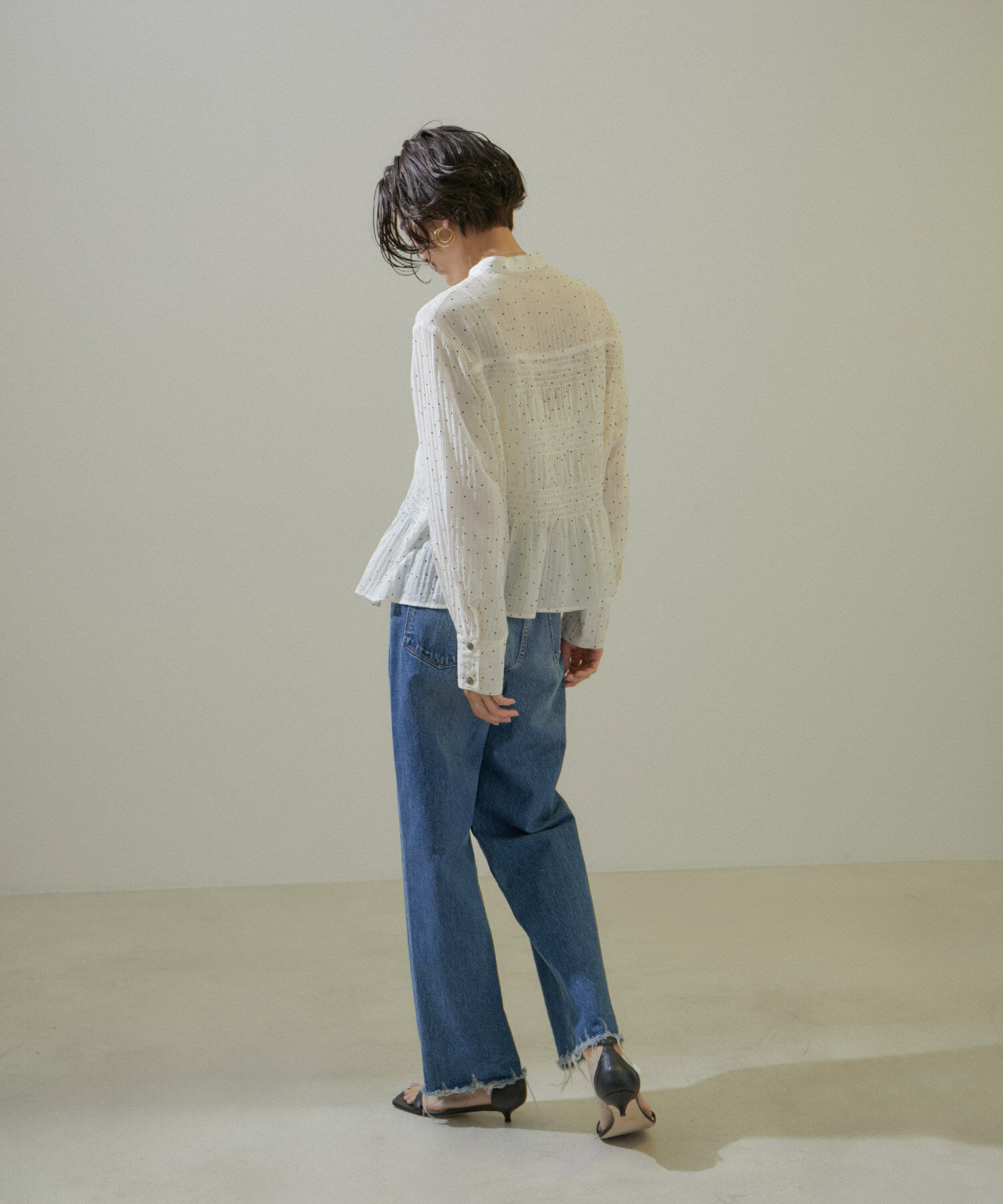 SALON adam et rope'「【WEB限定】ドットプリントシャーリングブラウス/24SS」|シャツ・ブラウス|