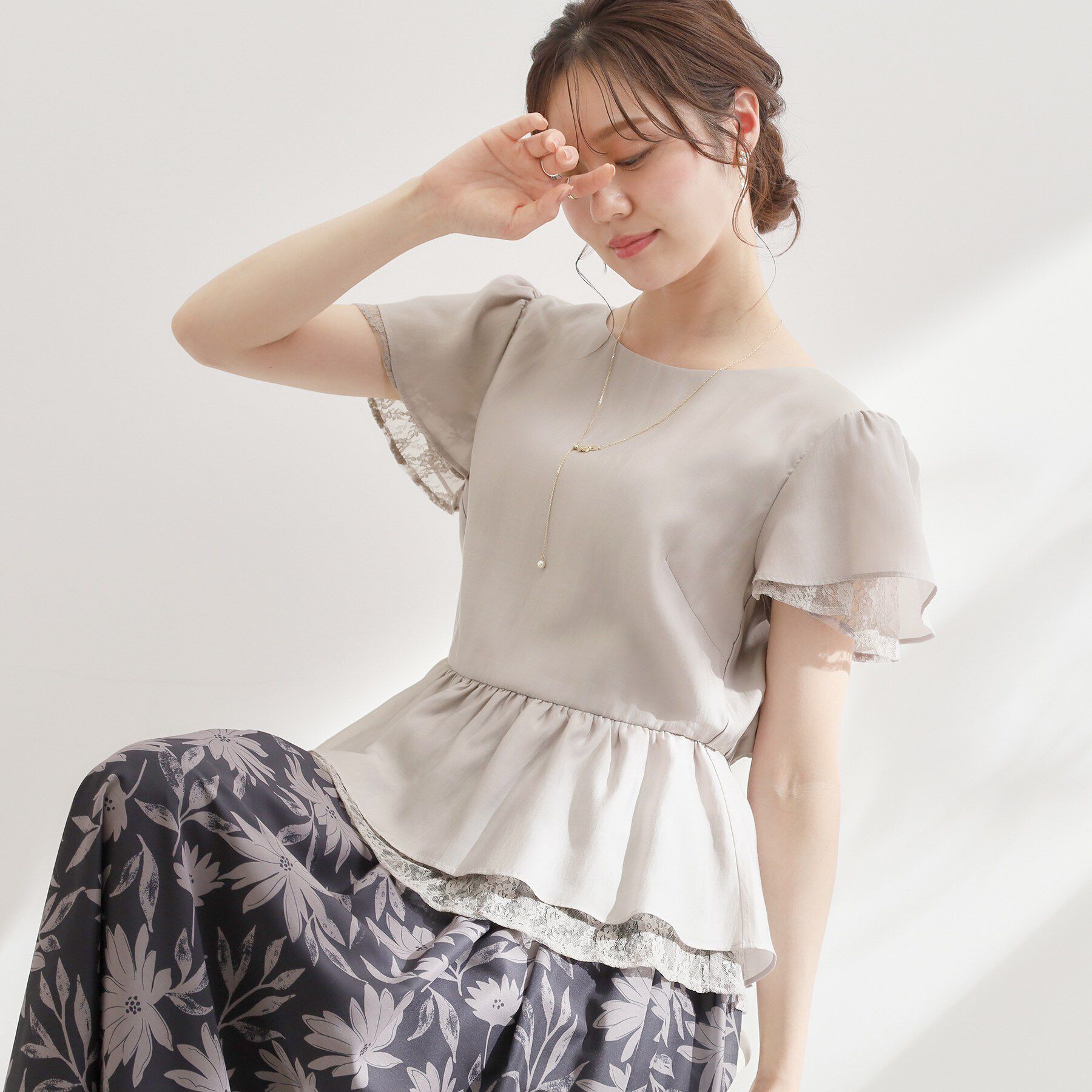 Couture broach「【洗える】レースティアード ペプラムブラウス」|シャツ・ブラウス|ライトグレー(011
