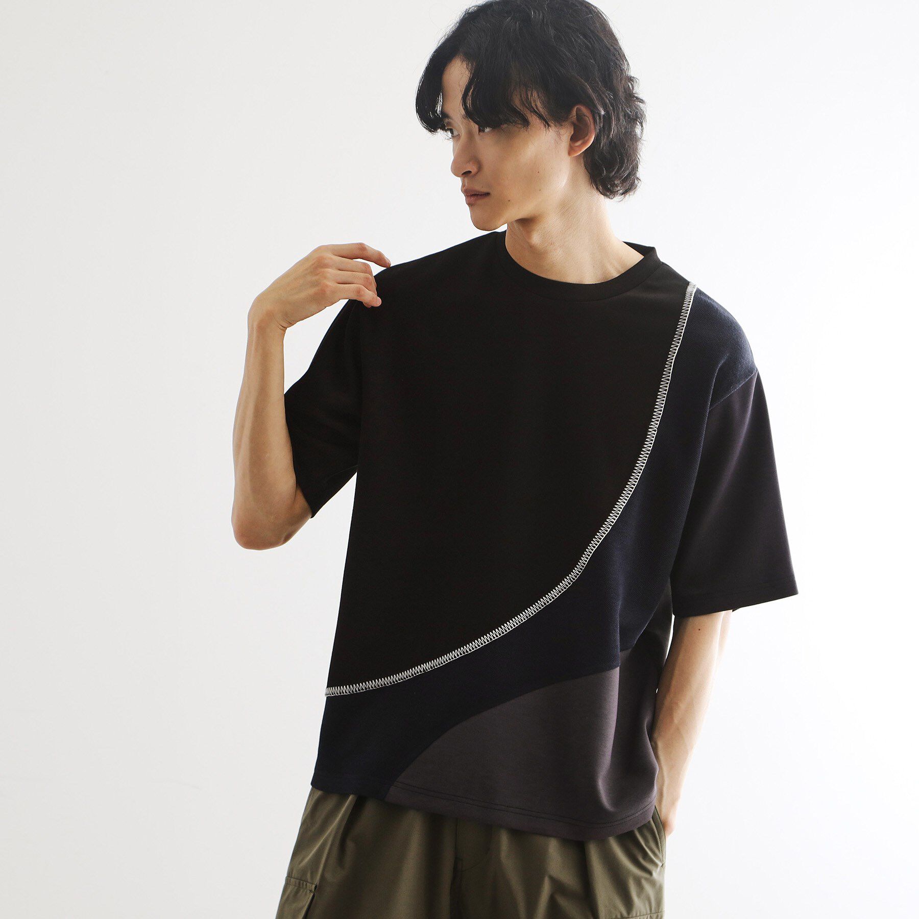 tk.TAKEO KIKUCHI「◆ニットドッキングカーブスイッチカットソー」|Tシャツ・カットソー|ブラック(519)