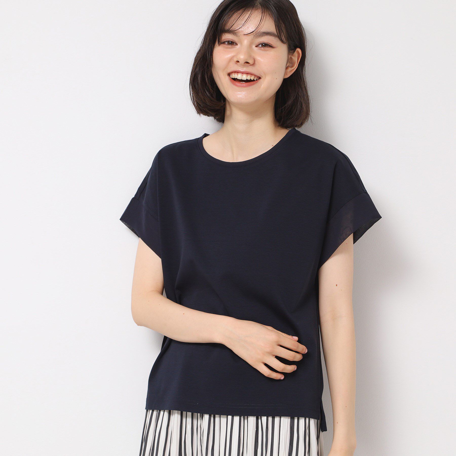 Dessin「【シリーズ累計8万枚！選べる5サイズ/6色展開/洗える】美光沢カットソー【オンにもオフにもちょうどい」|Tシャツ・カットソー|ネイビー(094)