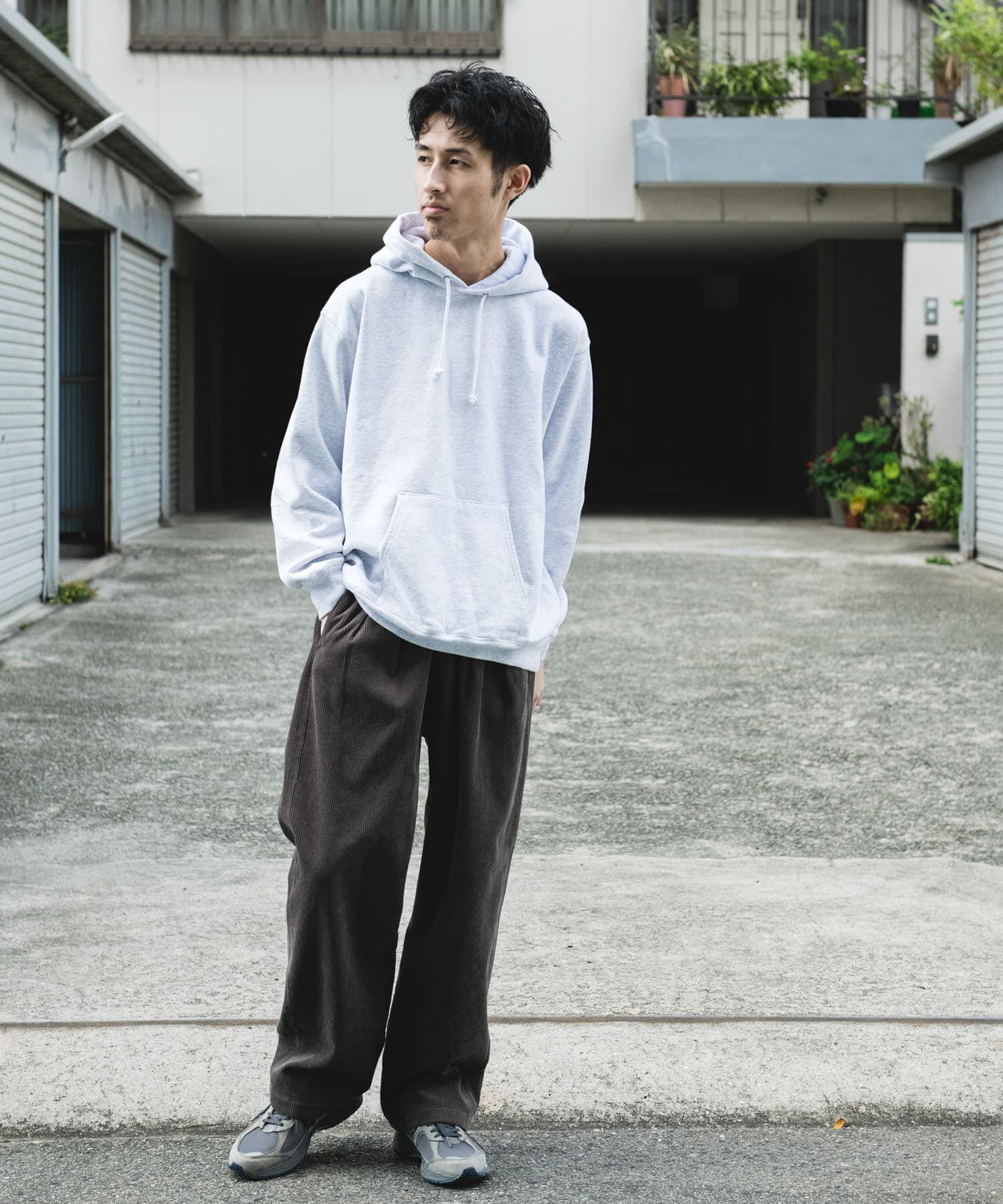 URBAN RESEARCH DOORS「2タック太畝コーデュロイパンツ」|その他|