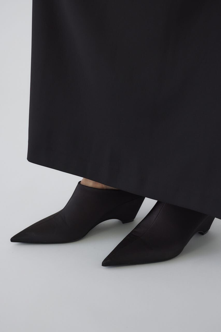 RIM.ARK 「Pointed satin mule」|サンダル|