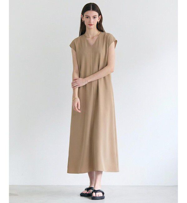 BEIGE,「VIRGILE / Vネックリラックスワンピース」|ワンピース|