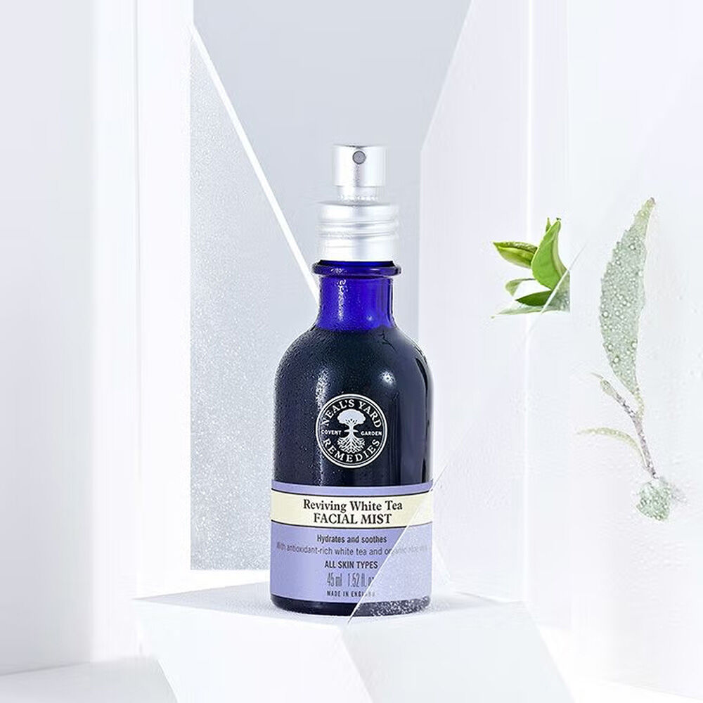  「ニールズヤード レメディーズ ホワイトティフェイシャルミスト (45ml)」|化粧水|