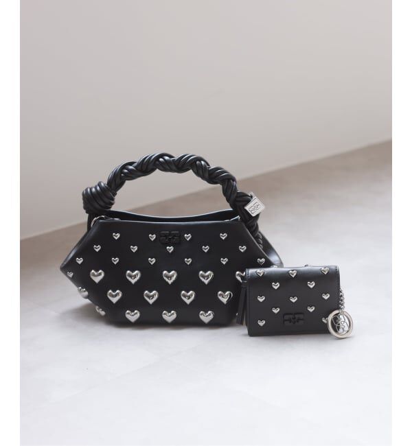 U by SPICK&SPAN「《新宿・WEB限定 / 予約》GANNI / ガニー Bou Card Holder with Flap Heart Studs」|名刺入れ・カードケース|