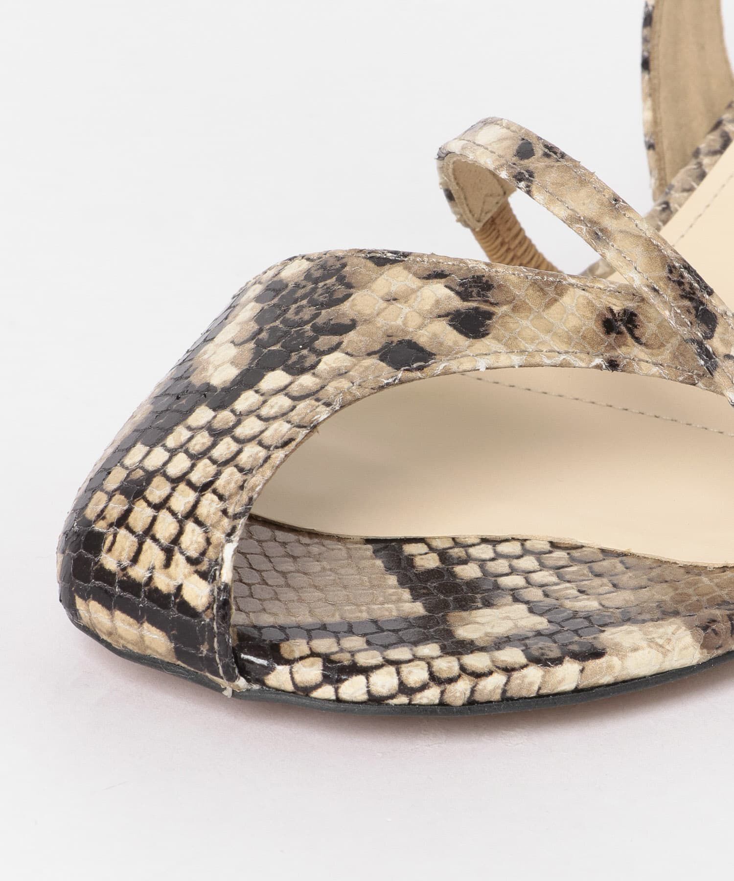 URBAN RESEARCH ROSSO「quartierglam　INSIDE COVERED SANDALS&there4;」|サンダル|