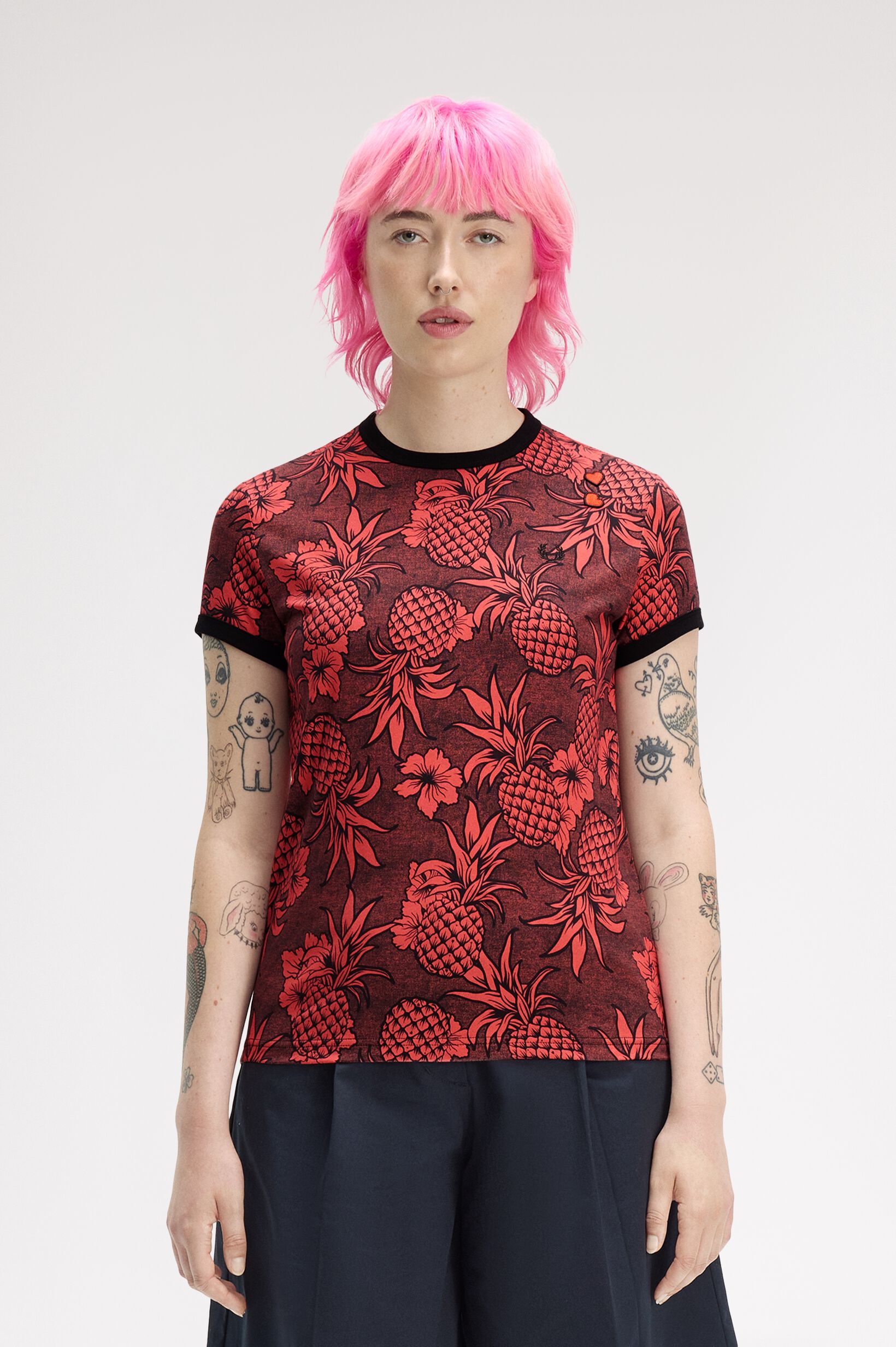 FRED PERRY 「Amy Winehouse Printed T-Shirt／エイミーワインハウス プリントTシャツ」|Tシャツ・カットソー|