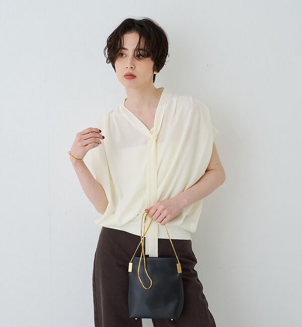Rouge vif「タイ付きドレープタックVネックブラウス」|シャツ・ブラウス|