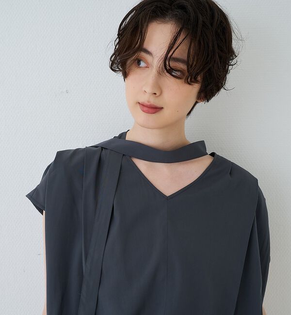 Rouge vif「タイ付きドレープタックVネックブラウス」|シャツ・ブラウス|