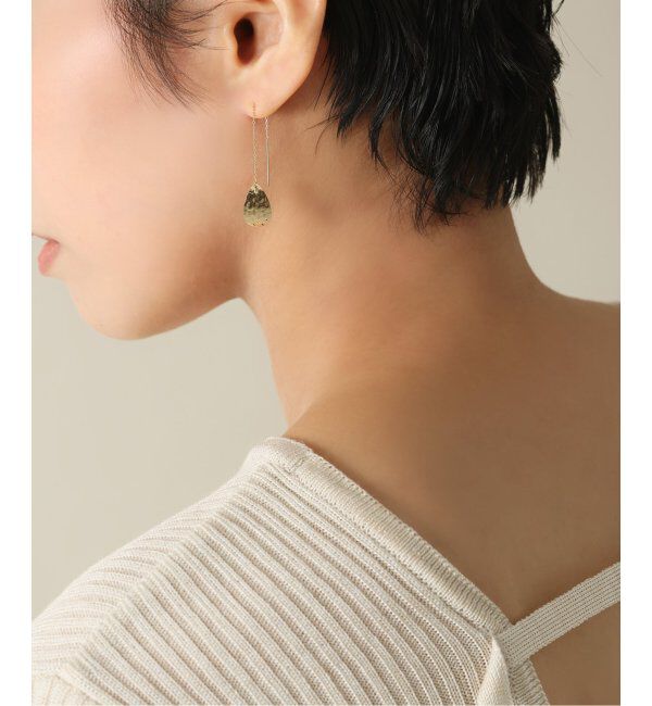 Lilas by Spick&Span「ティアドロップテクスチャーモチーフピアス K10（両耳）」|ピアス|ゴールド
