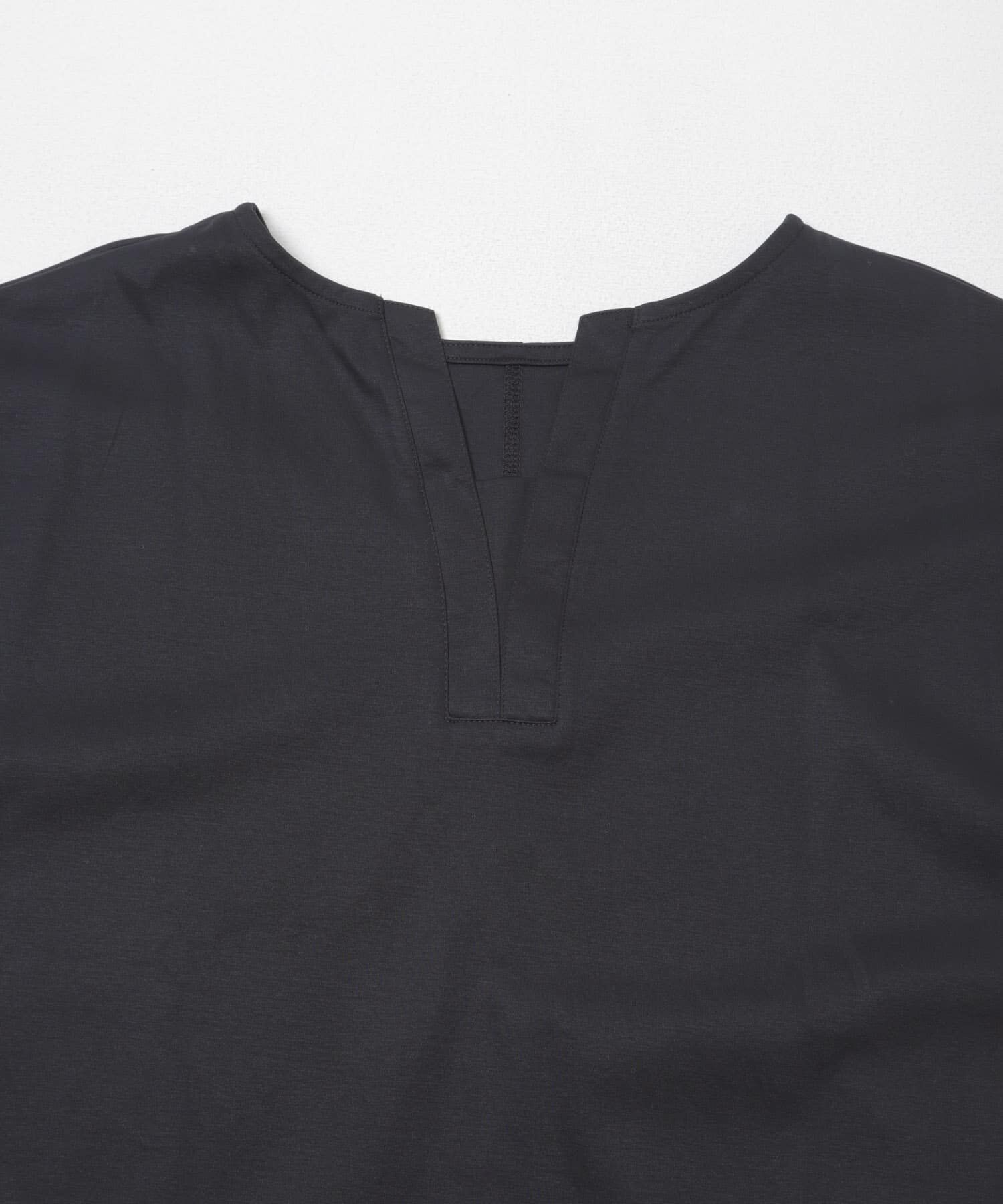 URBAN RESEARCH DOORS「『UR TECH』サマシェアバックポイントプルオーバー」|Tシャツ・カットソー|