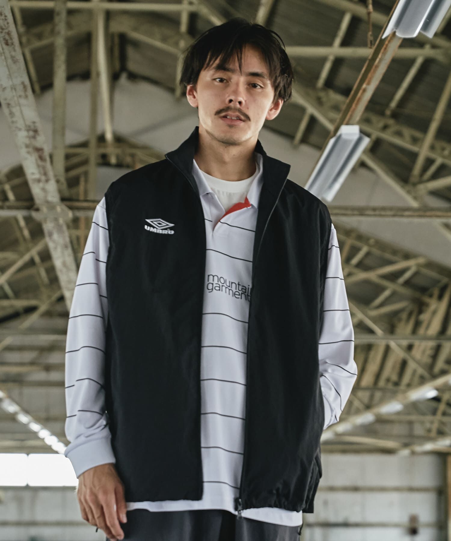 URBAN RESEARCH DOORS「『別注』UMBRO&times;DOORS　RS TRACK VEST」|ベスト・ジレ|