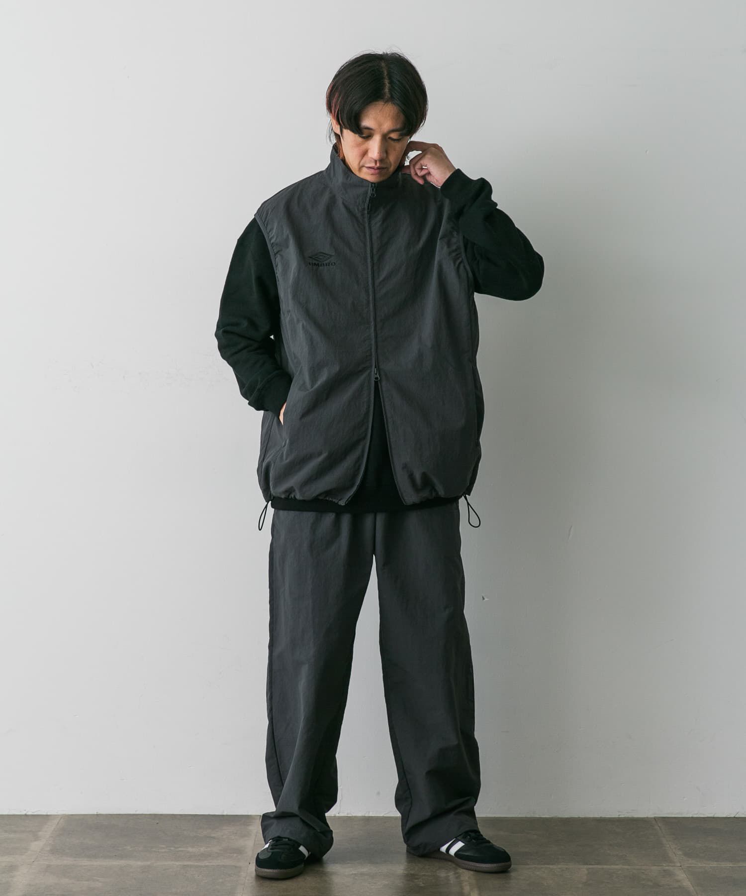 URBAN RESEARCH DOORS「『別注』UMBRO&times;DOORS　RS TRACK VEST」|ベスト・ジレ|