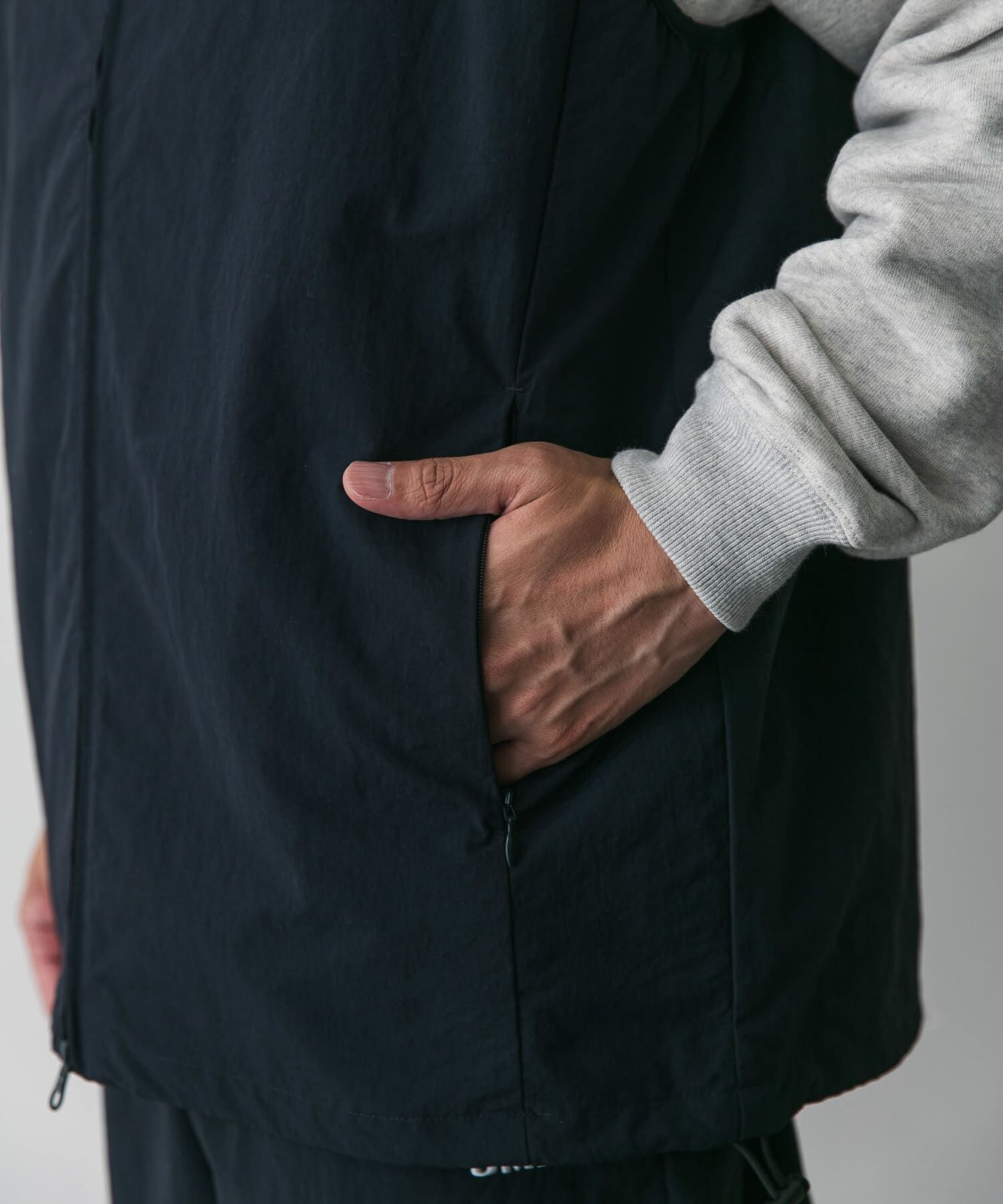 URBAN RESEARCH DOORS「『別注』UMBRO&times;DOORS　RS TRACK VEST」|ベスト・ジレ|