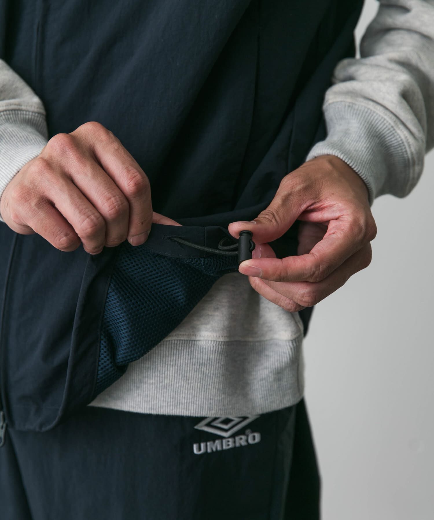 URBAN RESEARCH DOORS「『別注』UMBRO&times;DOORS　RS TRACK VEST」|ベスト・ジレ|