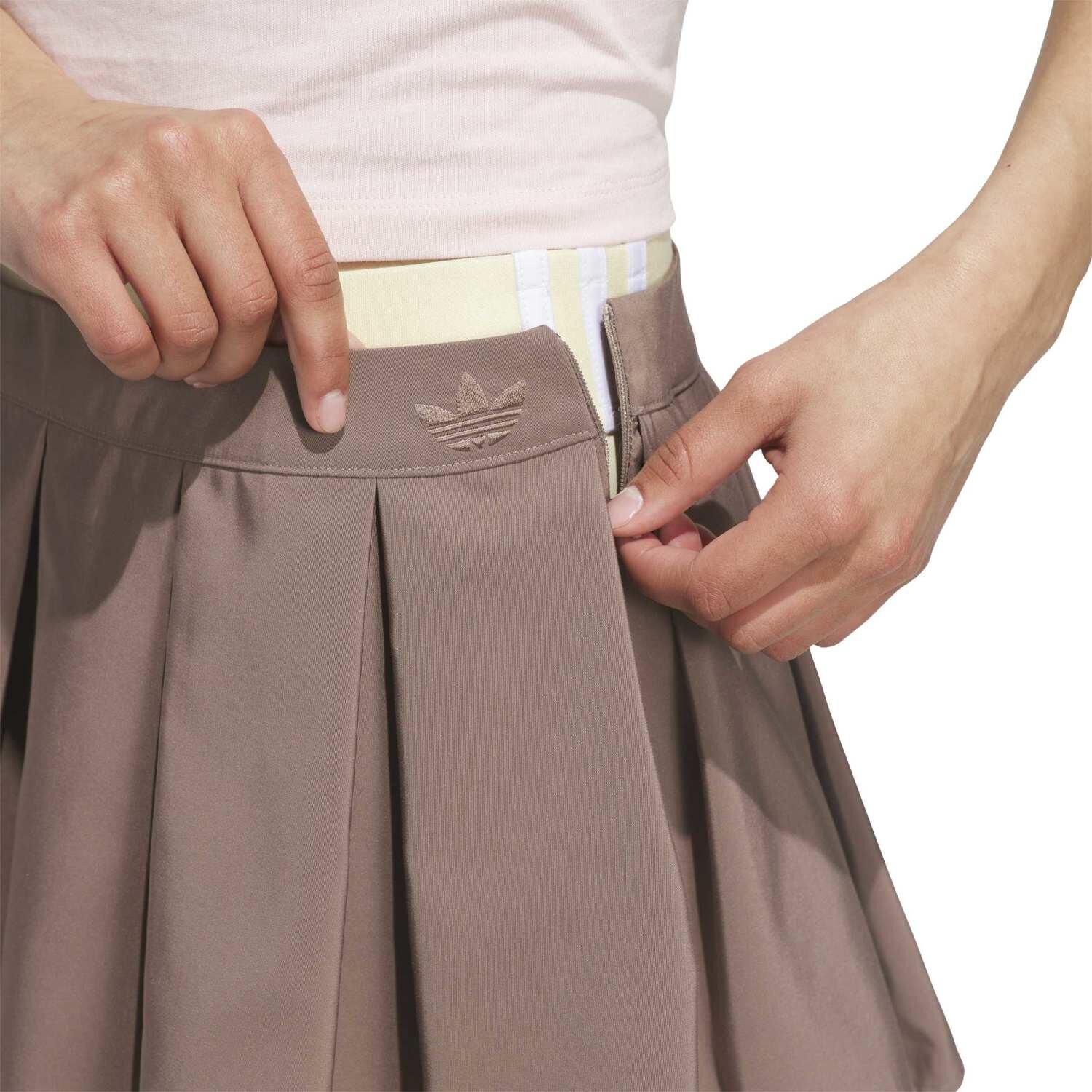 adidas「【ADIDAS ｳｪｱ】W WOVEN SKIRT(ORI PREP)」|スカート|