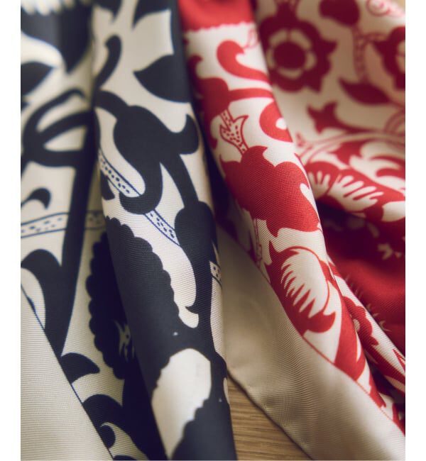 NOBLE「AENEIS/エネス MUR FLORAL 68cm」|バンダナ・スカーフ|