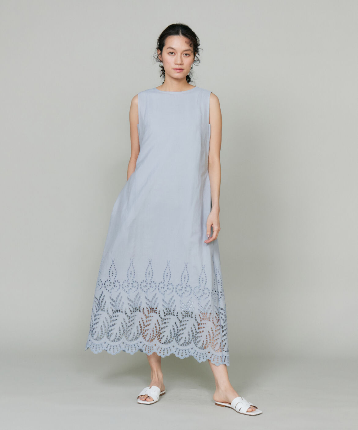 la veille by SUPERIOR CLOSET「ボーラ―刺繍ワンピース　」|ワンピース|