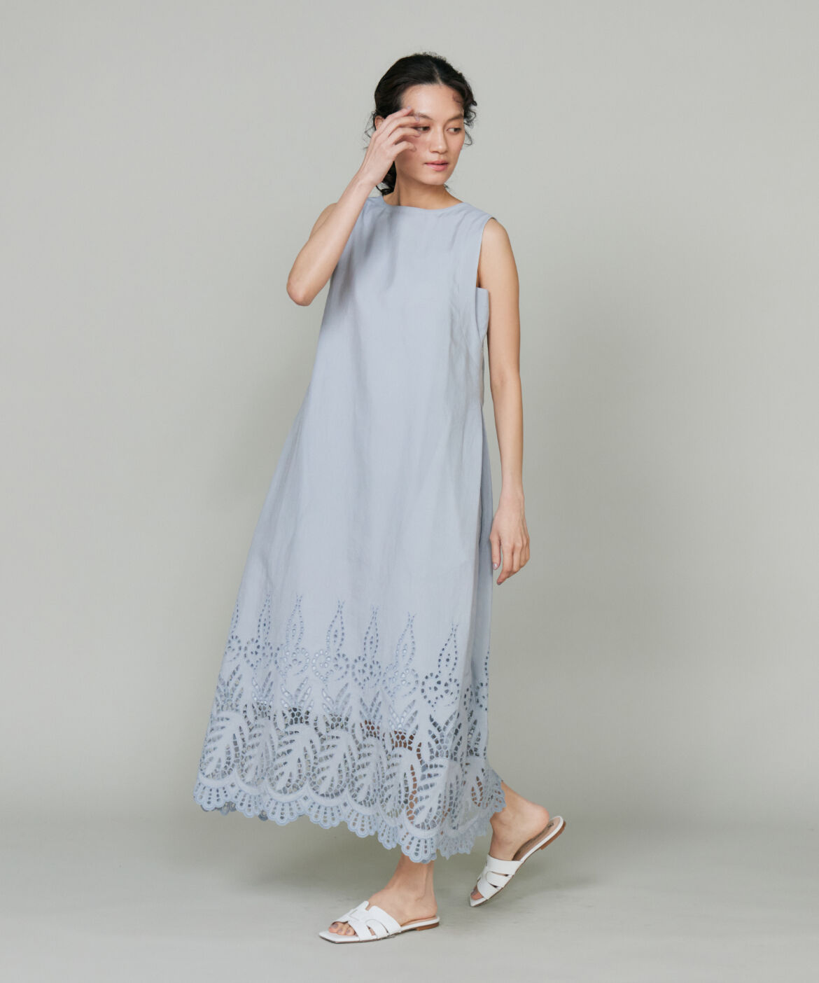 la veille by SUPERIOR CLOSET「ボーラ―刺繍ワンピース　」|ワンピース|