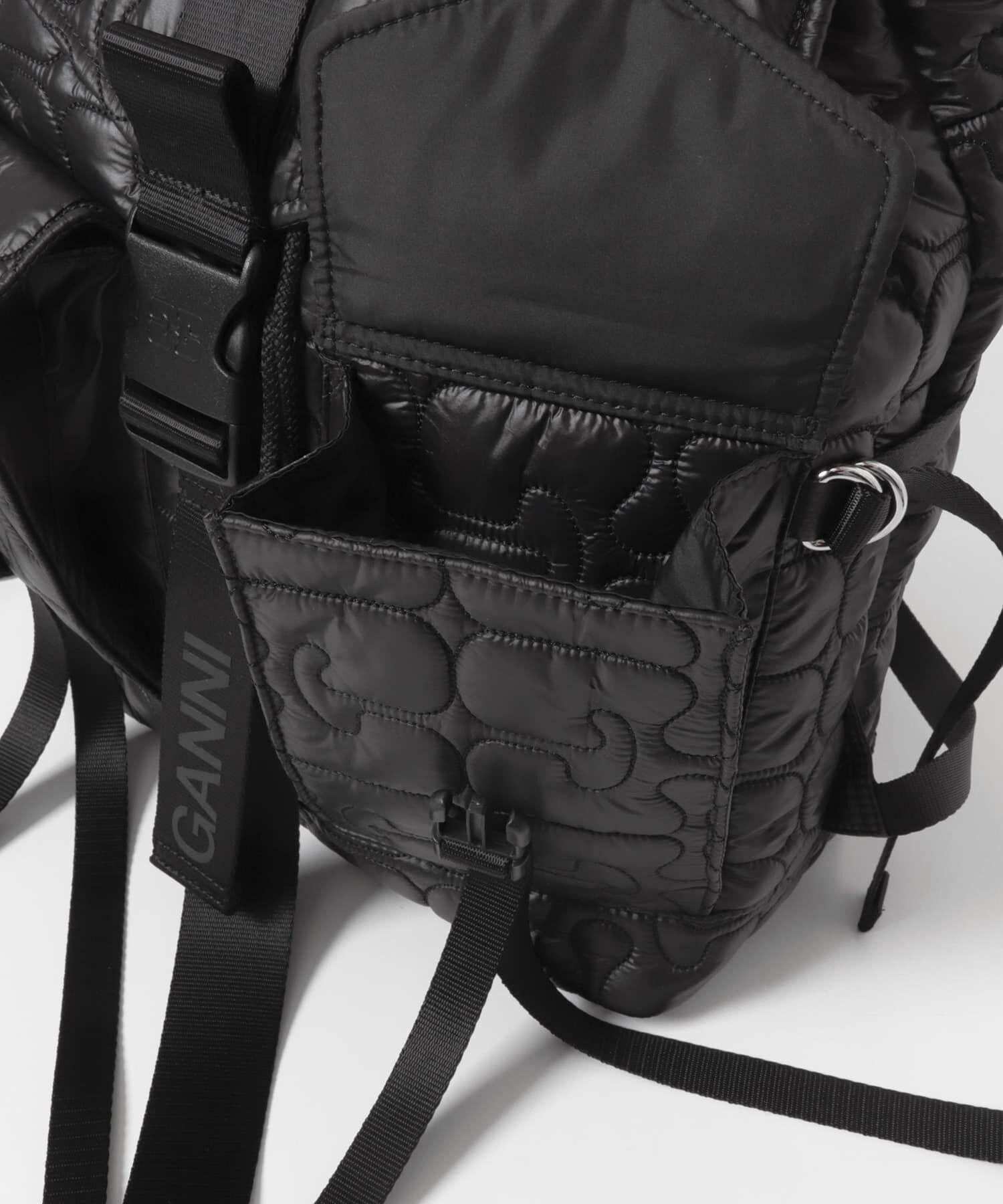 URBAN RESEARCH「GANNI　RE-TECH QUILTED BACKPACK」|その他|