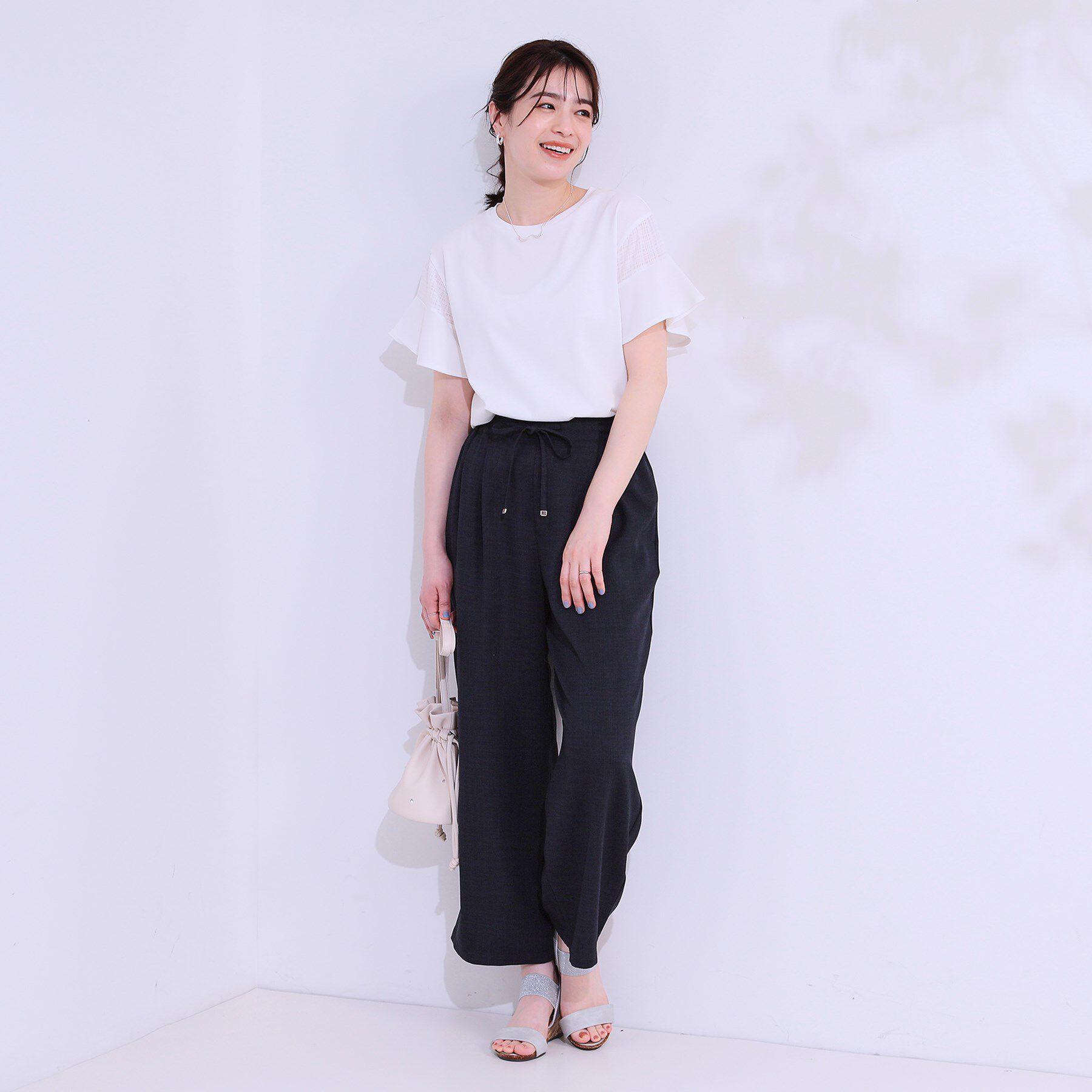 SHOO･LA･RUE「【ひんやり/プチプラ】女性らしさ溢れる お袖シアーフリルトップス」|Tシャツ・カットソー|