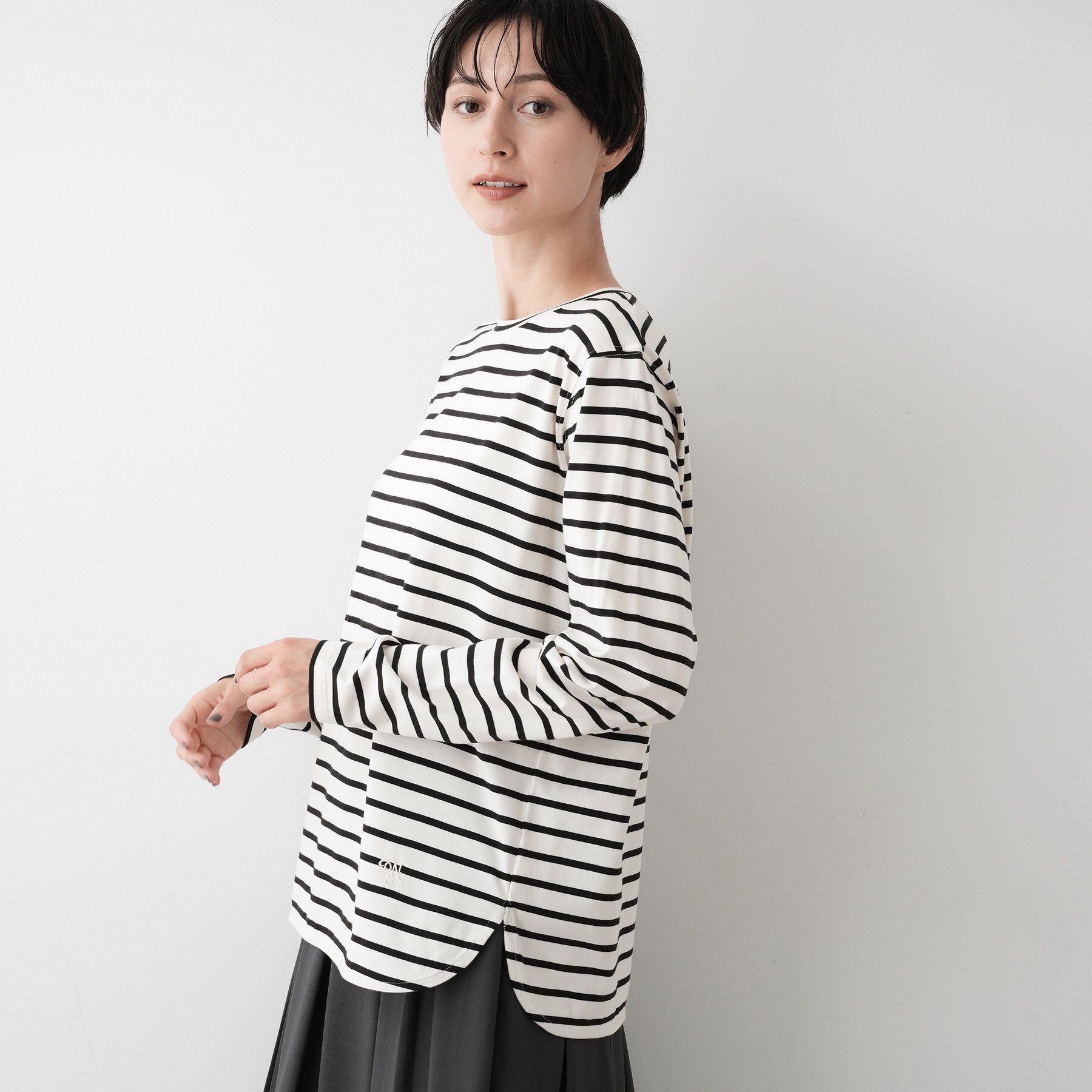 Dessin「【選べる首元デザイン/洗える】クルーネックロングTシャツ」|Tシャツ・カットソー|ブラック(319)