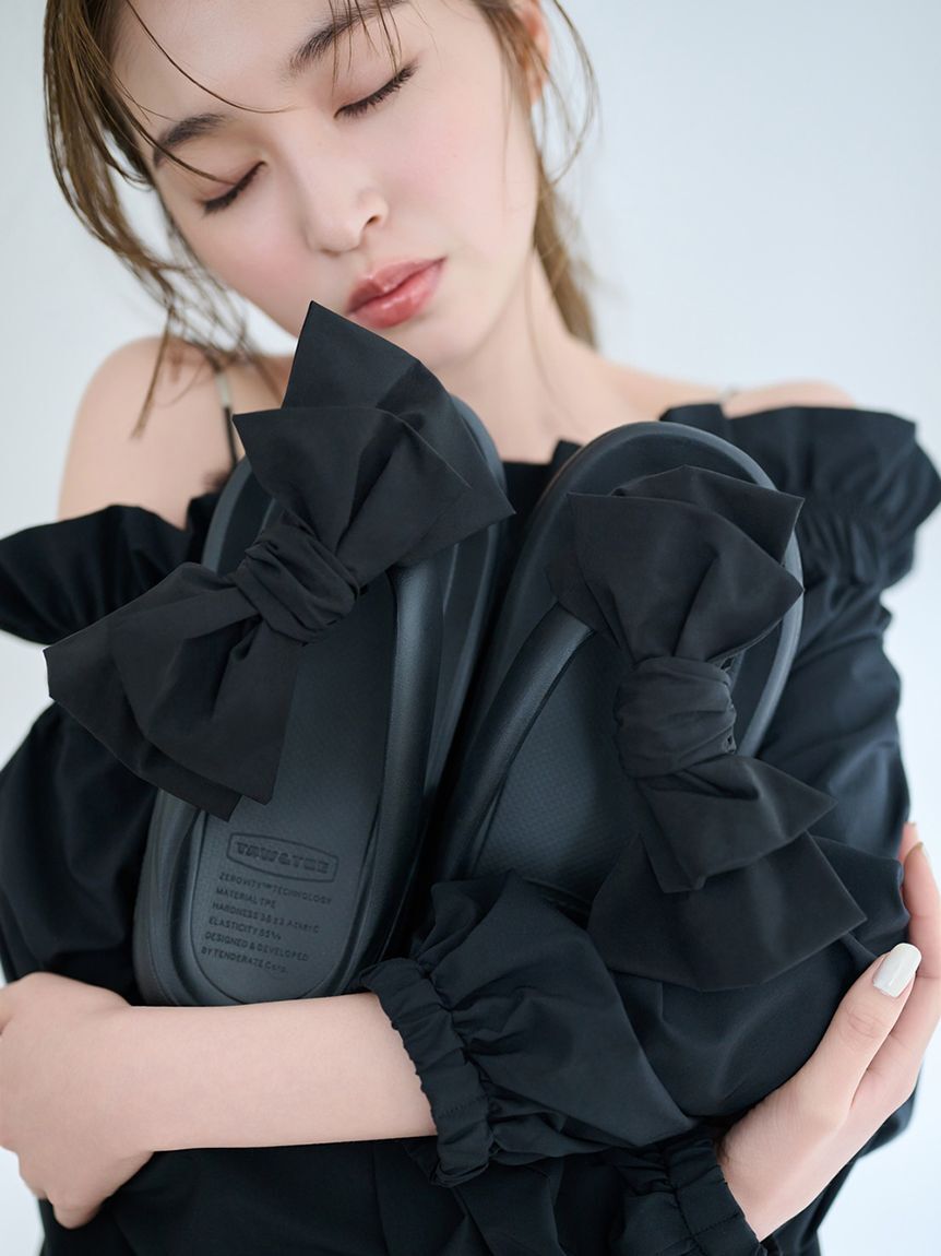 FRAY I.D「【FRAY I.D│TAW&TOE】Zerovity Plumpy」|サンダル|BLK