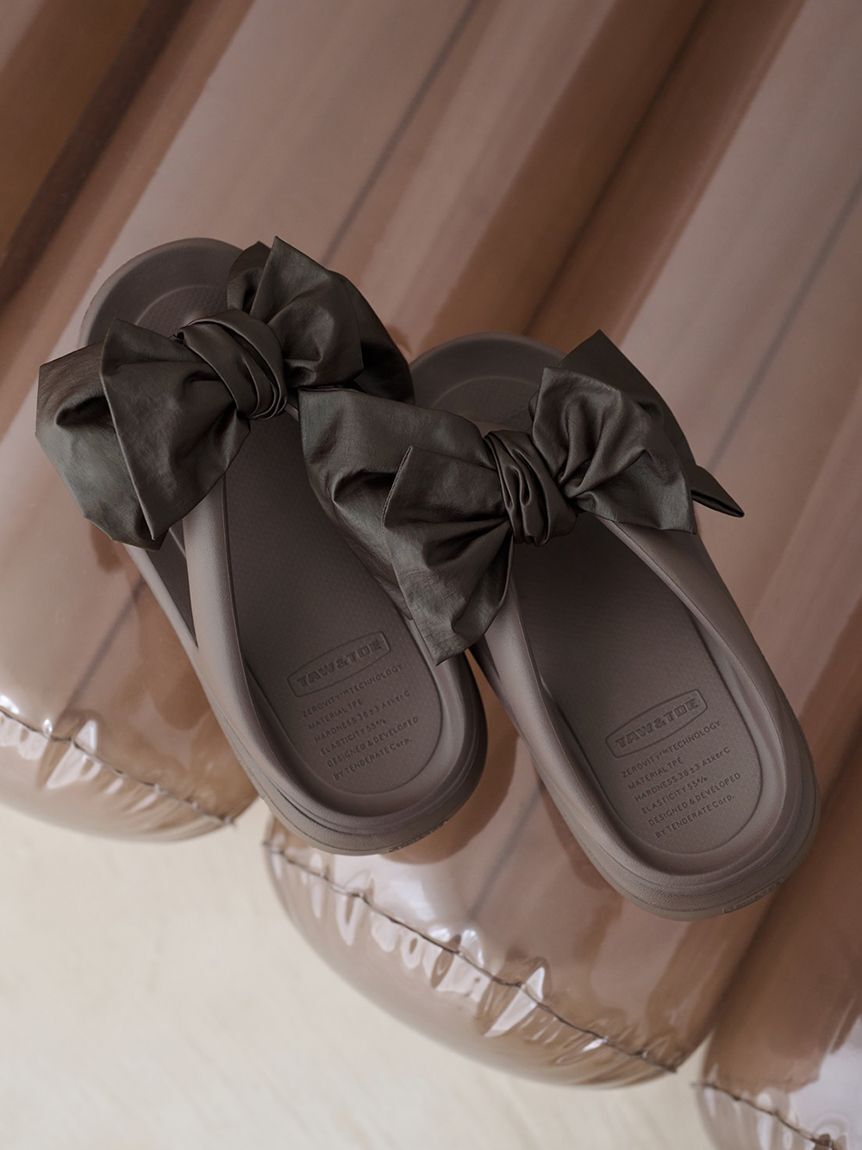 FRAY I.D「【FRAY I.D│TAW&TOE】Zerovity Plumpy」|サンダル|BRW