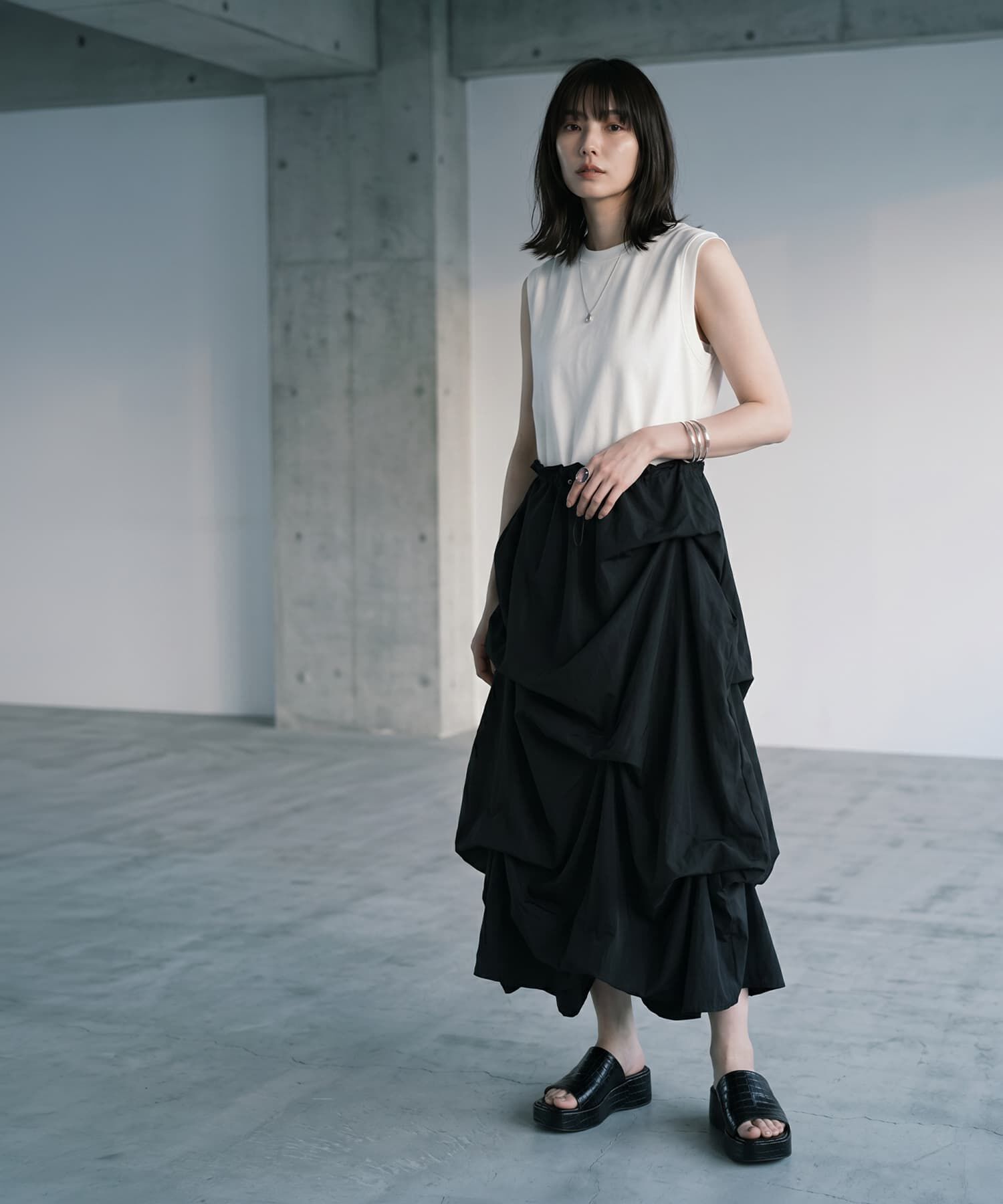 STYLE DELI「【BLK001】タックメニースカートドッキングワンピース」|ワンピース|