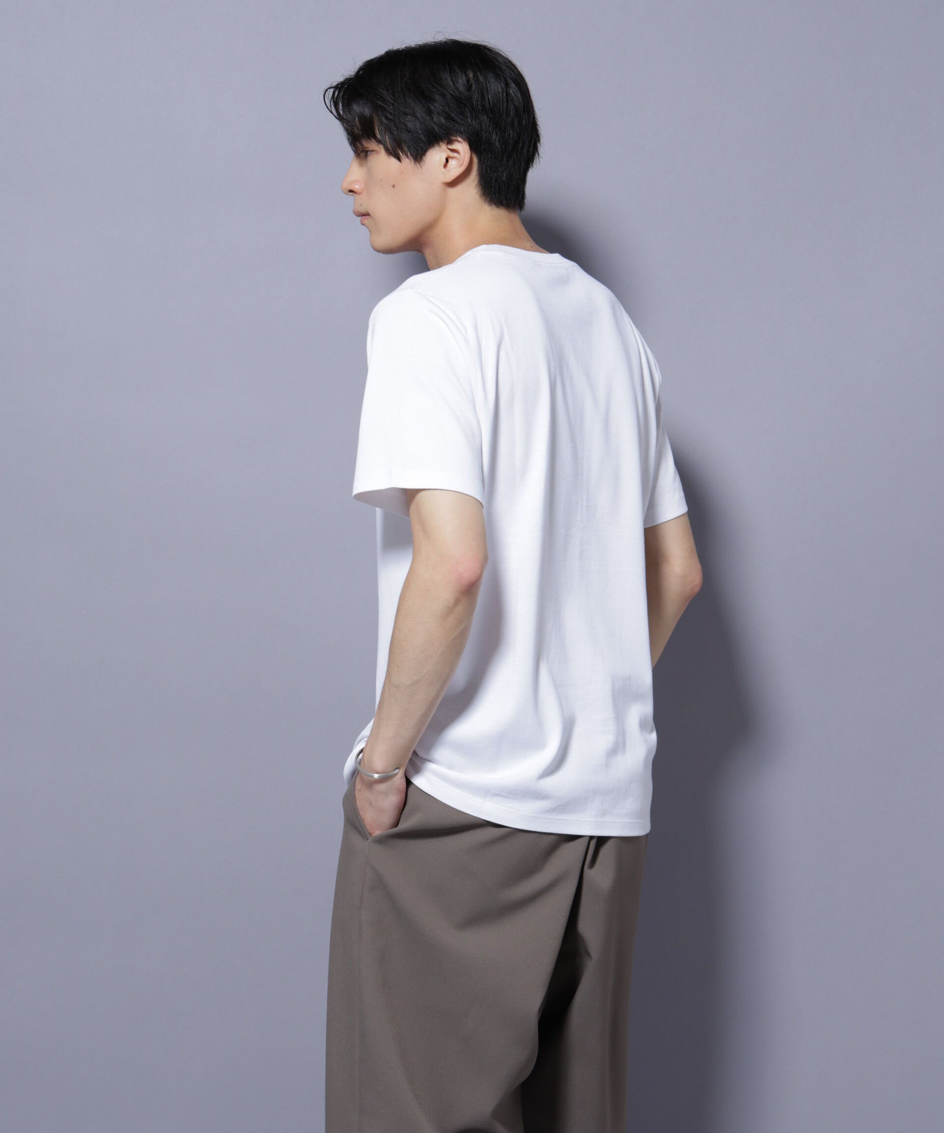 nano･universe「Anti Soaked(R) 汗染み防止 クルーネック レギュラーシルエットTシャツ」|Tシャツ・カットソー|