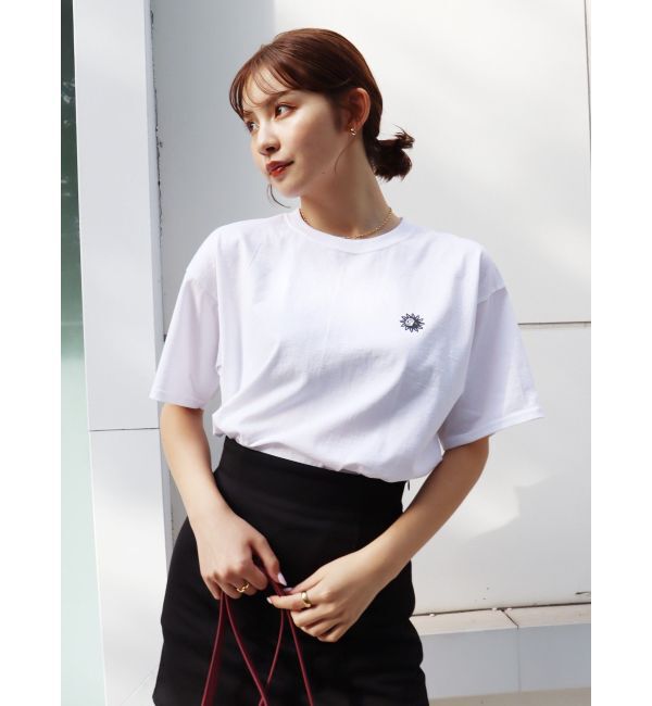 EVRIS「【FRUIT OF THE LOOMコラボ】グラフィックTシャツ」|Tシャツ・カットソー|