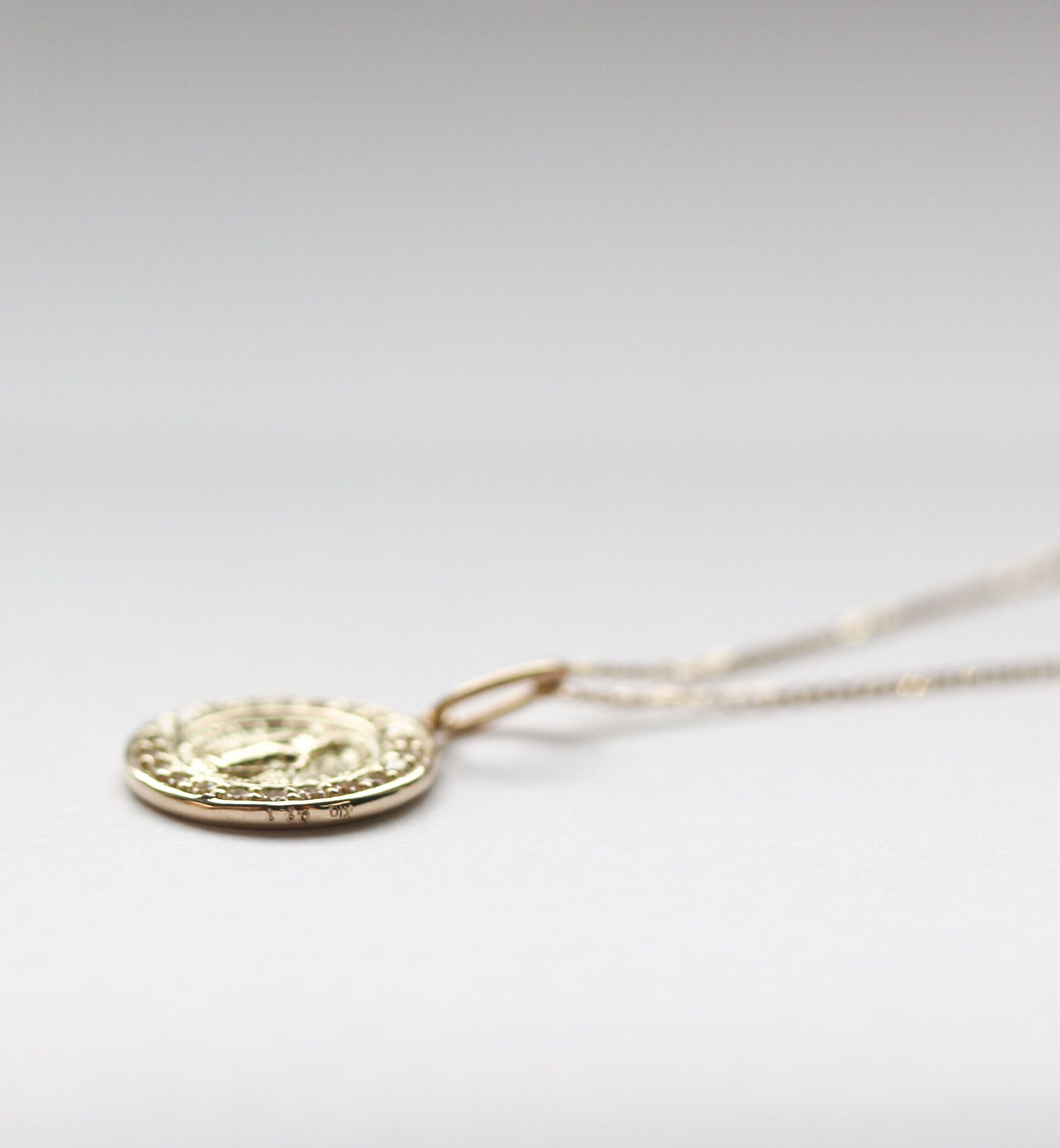  「ダイヤモンド 0.11ct コイン ネックレス | K10YG」|ネックレス|