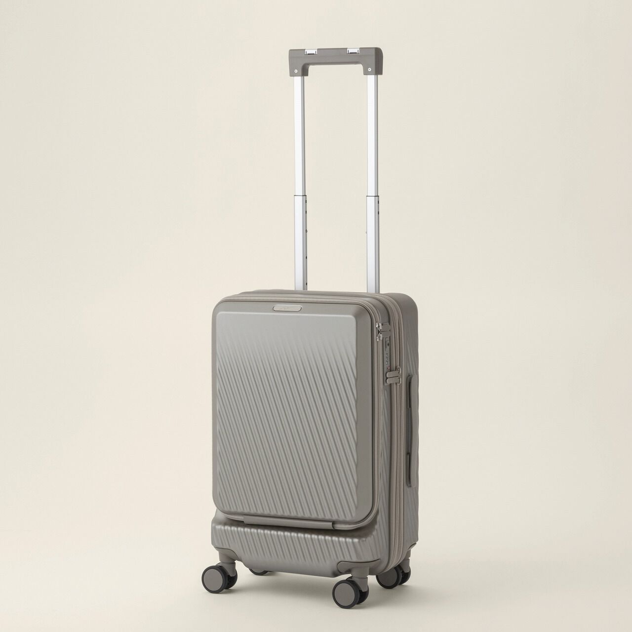 W&.Day/Night「W&.Day/Night ピーロ スーツケース 機内持ち込みサイズ 32/40リットル 05421」|キャリーケース|