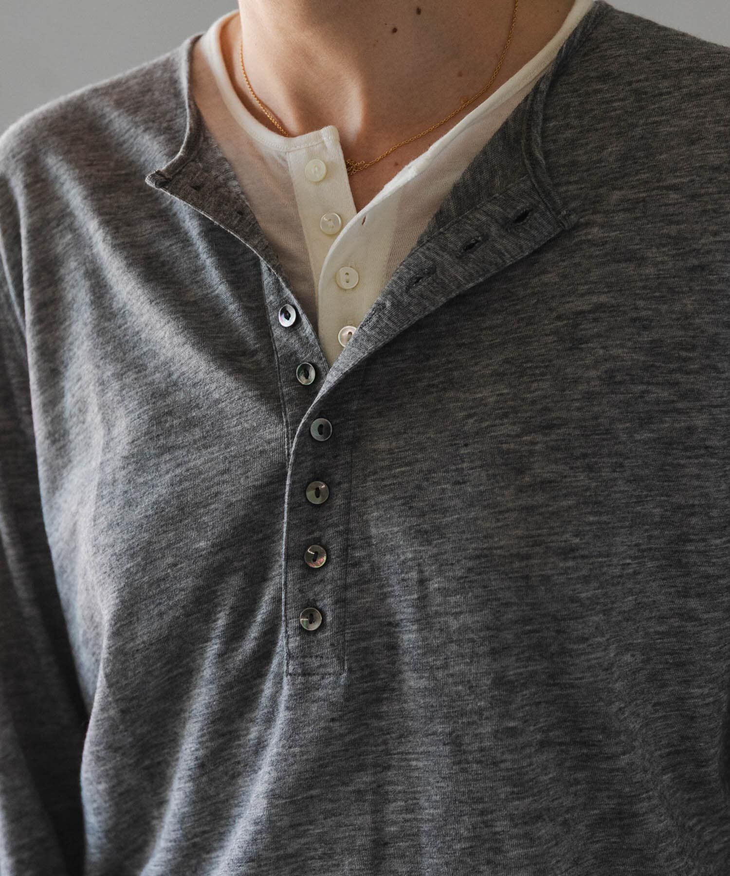 URBAN RESEARCH DOORS「FORK&SPOON　ウール混ヘンリーネックカットソー」|Tシャツ・カットソー|