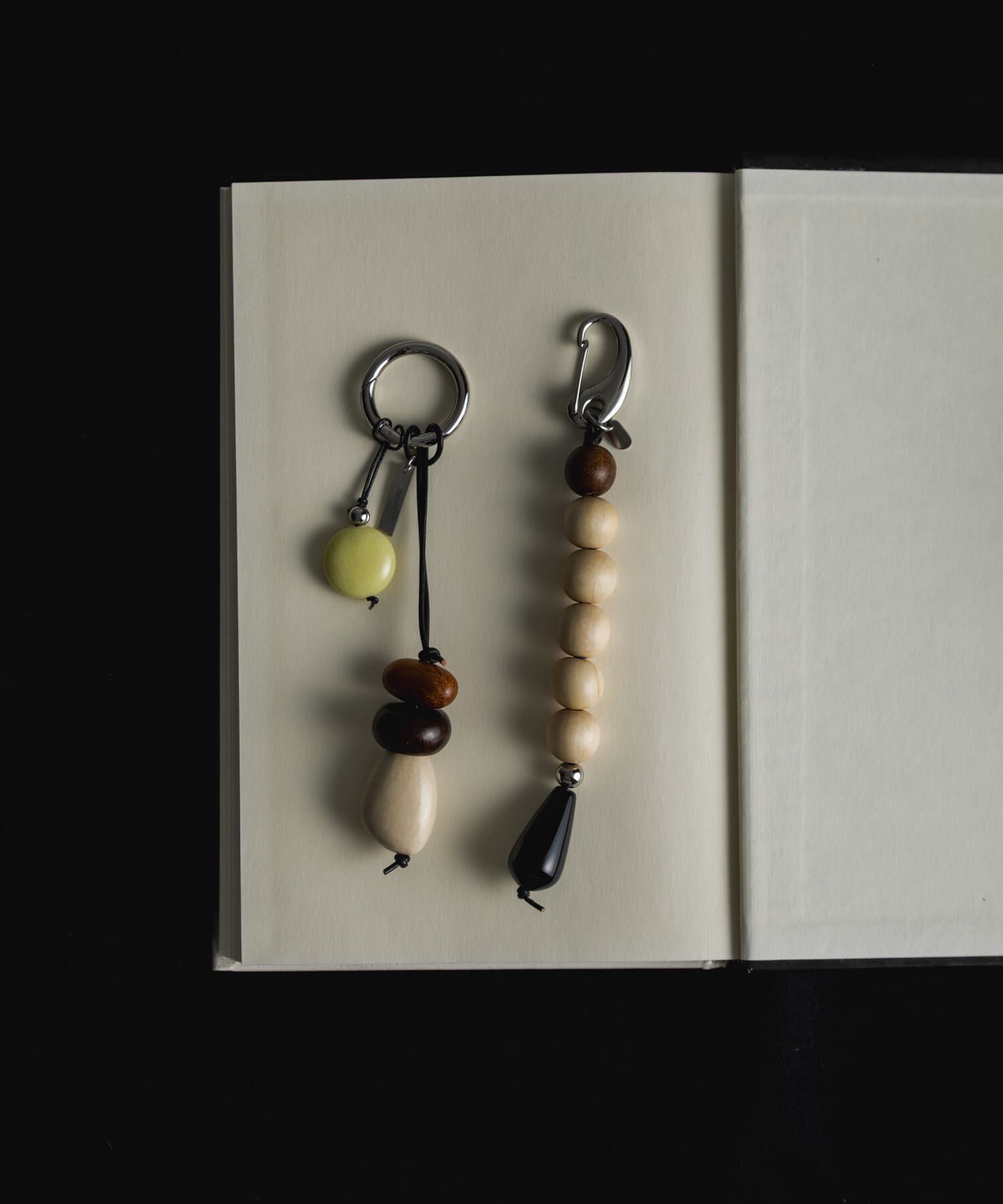SMELLY「SMELLY so&rsquo;　wood onyx key charm」|チャーム・キーホルダー|