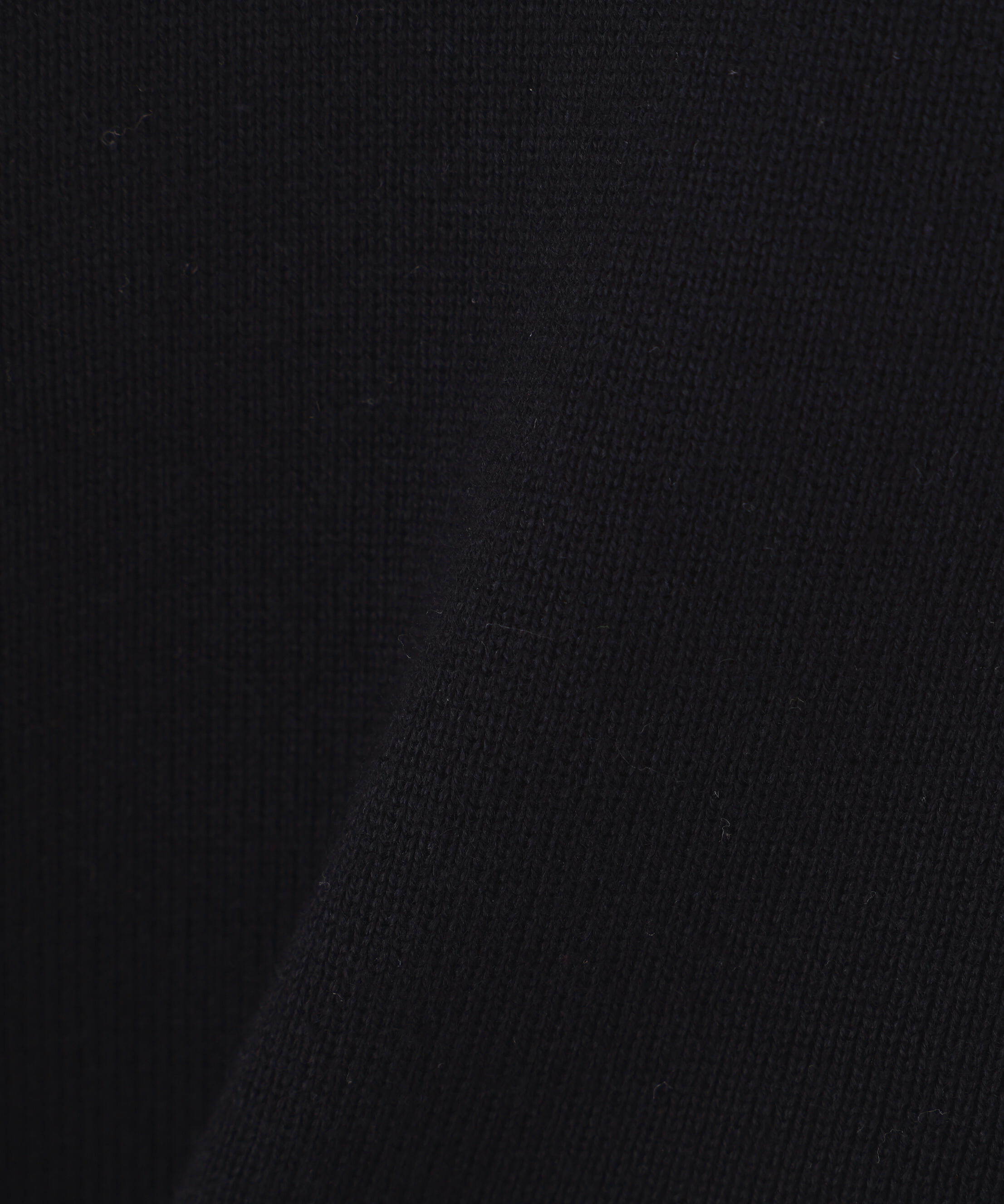  「〈ちょうど、いい服〉&ldquo;きちんと見え上手&rdquo;な襟付きニット」|ニット・セーター|