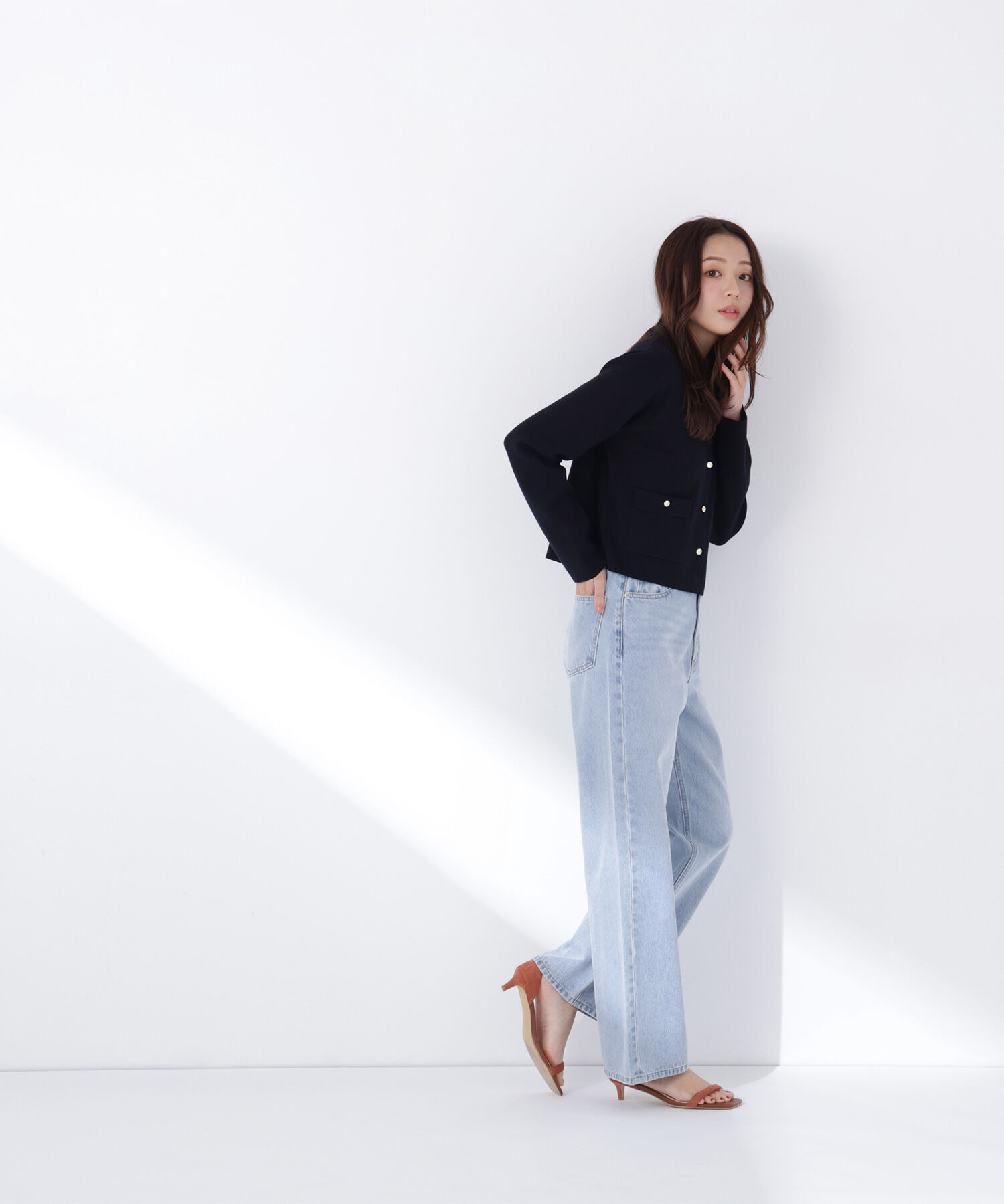  「〈ちょうど、いい服〉&ldquo;きちんと見え上手&rdquo;な襟付きニット」|ニット・セーター|