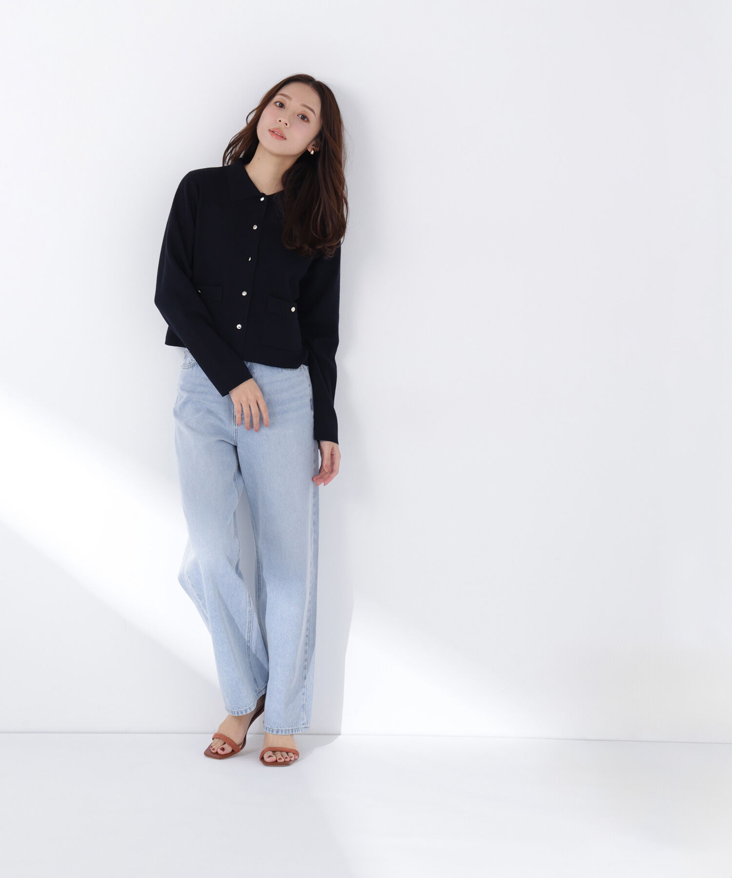  「〈ちょうど、いい服〉&ldquo;きちんと見え上手&rdquo;な襟付きニット」|ニット・セーター|