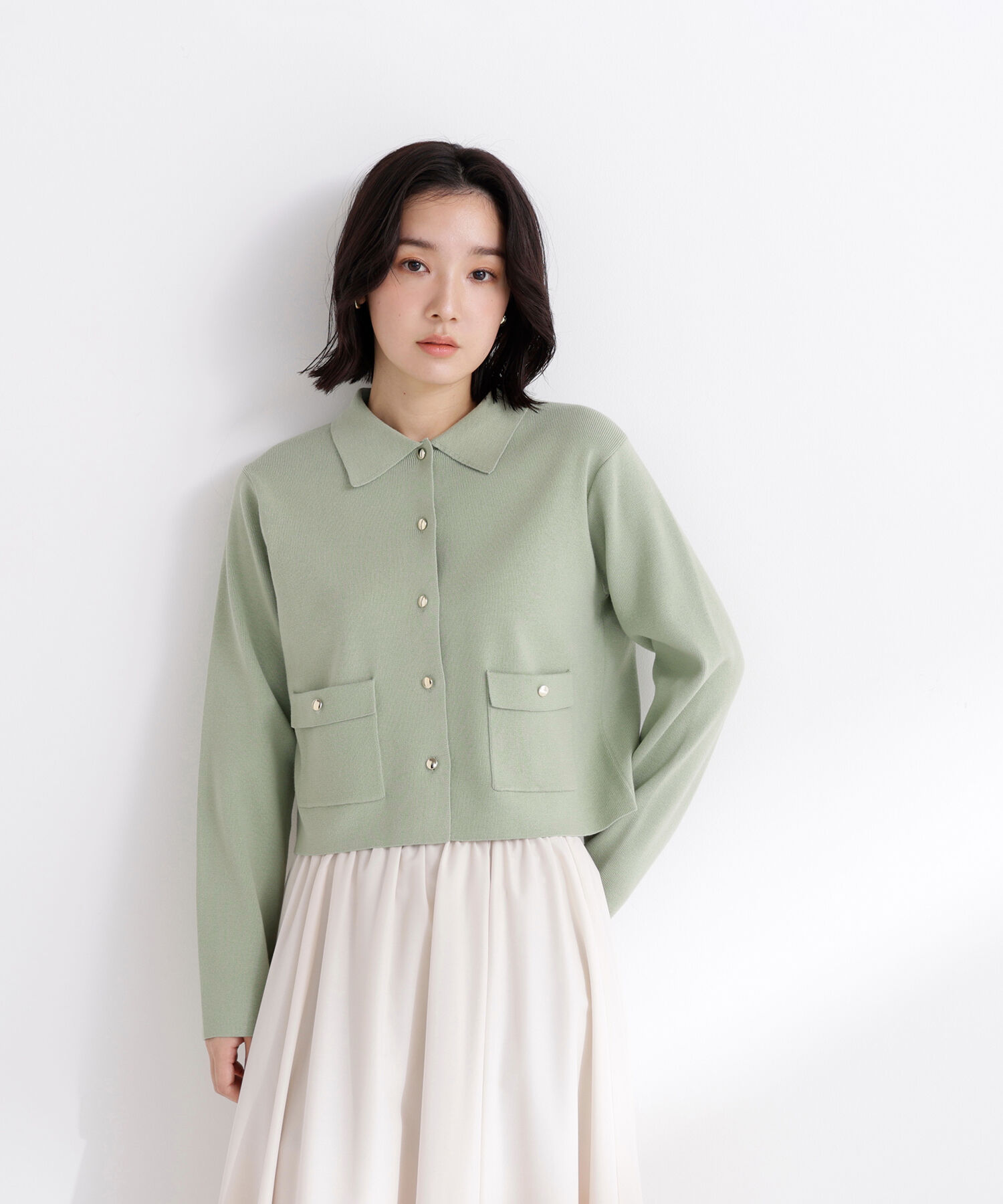  「〈ちょうど、いい服〉&ldquo;きちんと見え上手&rdquo;な襟付きニット」|ニット・セーター|