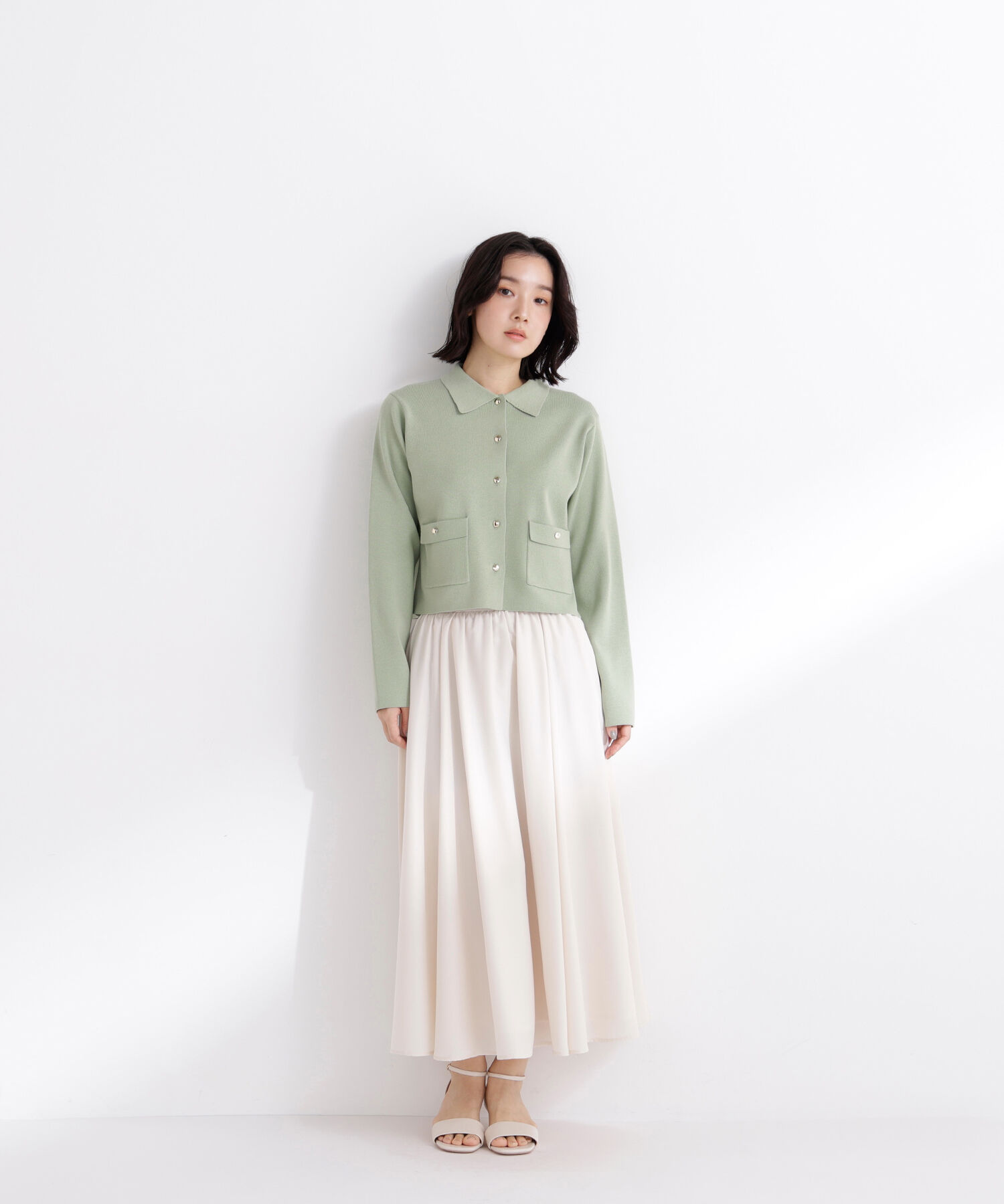  「〈ちょうど、いい服〉&ldquo;きちんと見え上手&rdquo;な襟付きニット」|ニット・セーター|