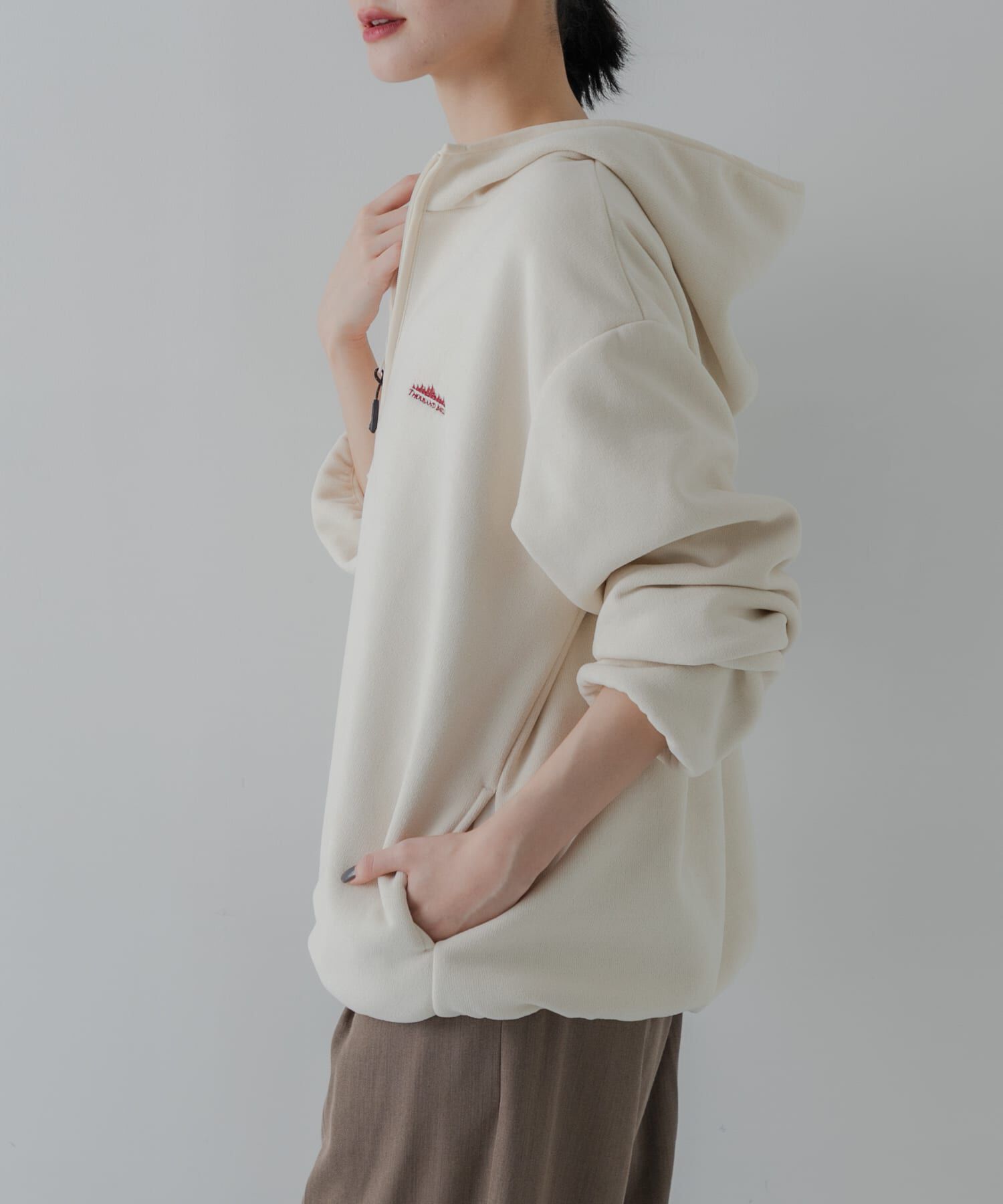 URBAN RESEARCH「『別注』THOUSAND MILE&times;URBAN RESEARCH　KNIT FREECE HF-ZIP HOODIE」|パーカー|
