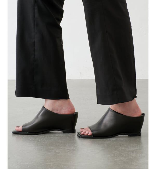 GRISE「《WEB+一部店舗限定》GRISE6cmレザーハイバンプウェッジミュールサンダル」|サンダル|