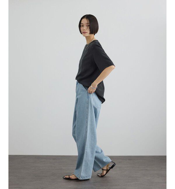SALON adam et rope'「【KURO for SALON（クロ）】別注EASY TUCK DENIM LIGHT INDIGO / デニムパンツ」|デニム|