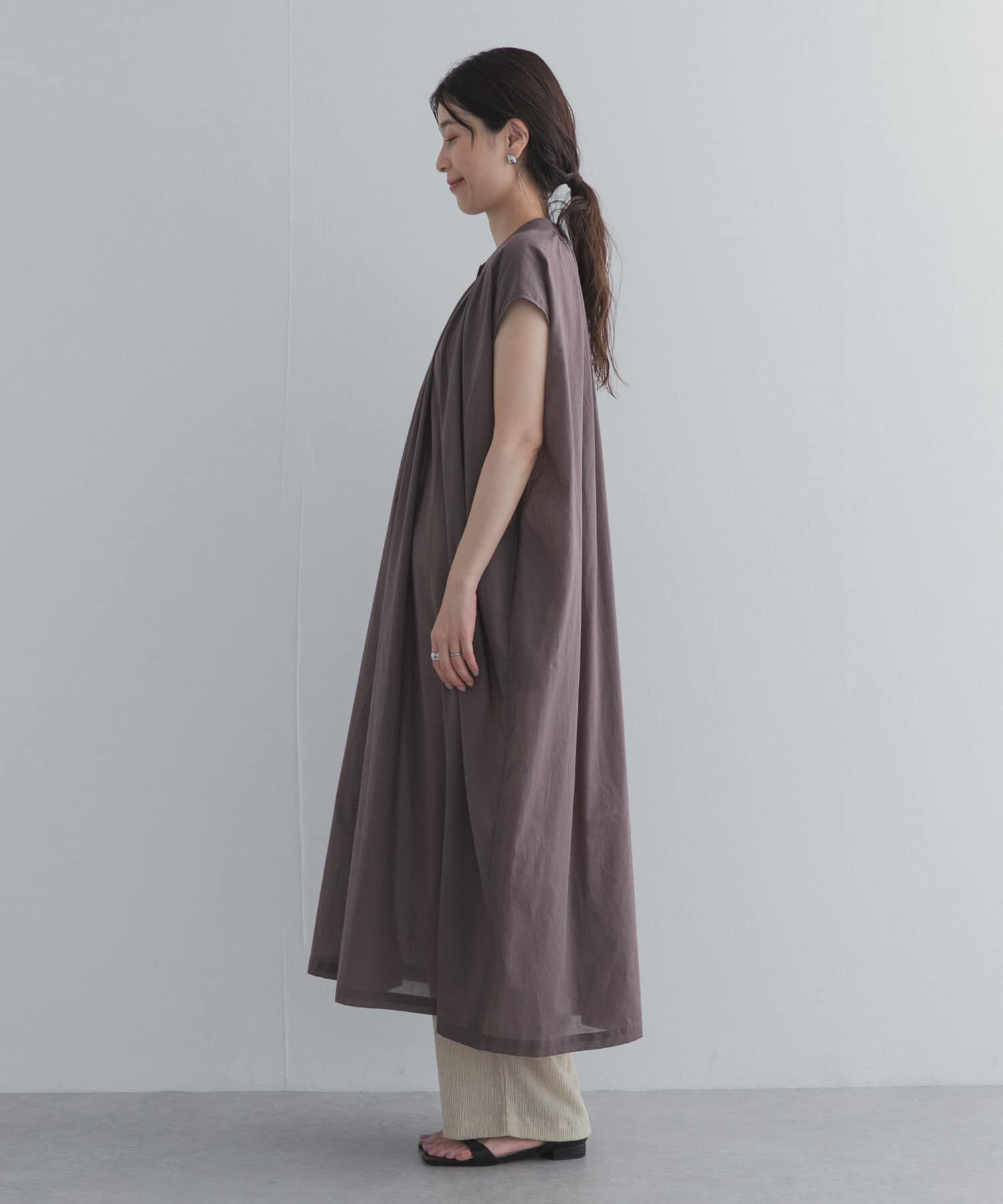 URBAN RESEARCH DOORS「コットンボイルギャザーフレンチワンピース」|ワンピース|