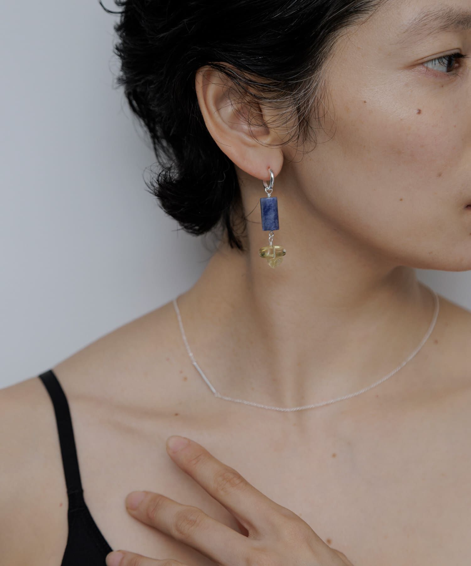 SMELLY「SMELLY so&rsquo;　asymmetric bar necklace」|ネックレス|