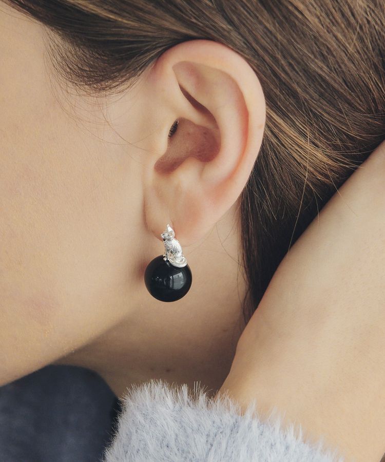 YECCA VECCA「パールキャットピアス」|ピアス|Silver