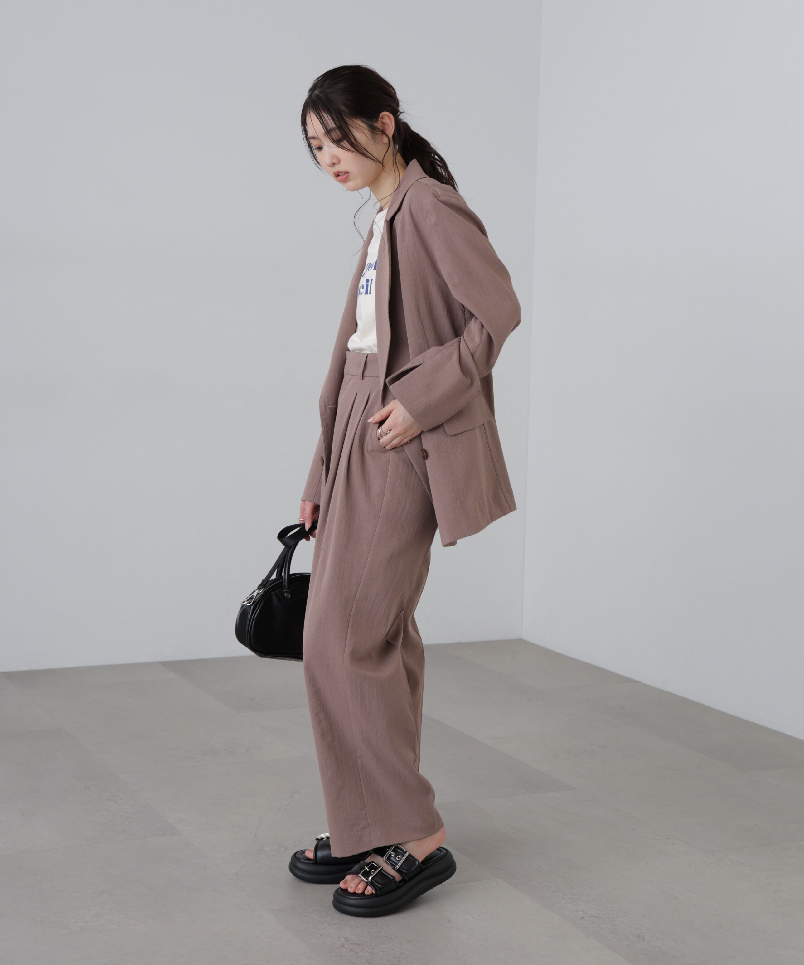  「麻調合繊タックワイドパンツ」|その他|