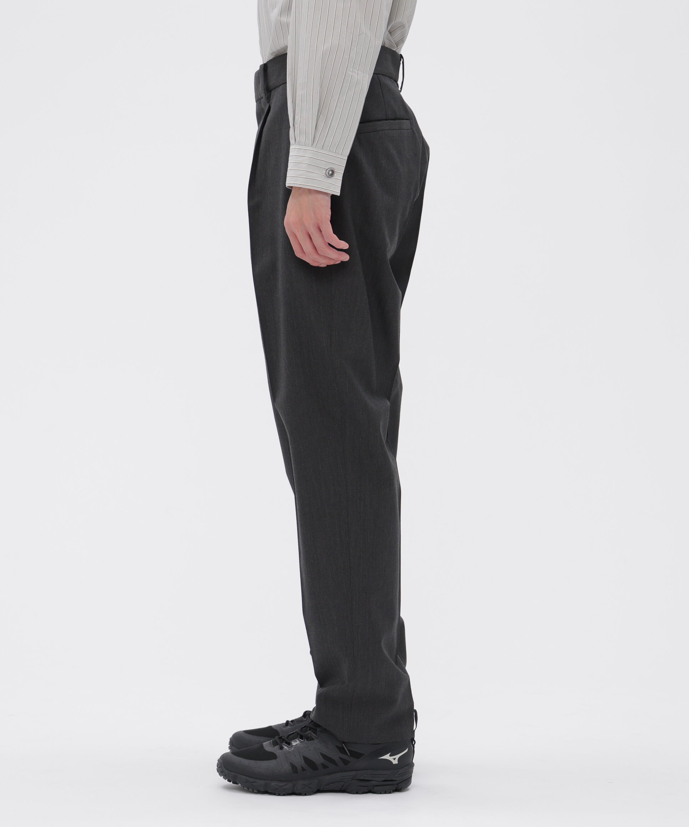 MARGARET HOWELL「DRY WOOL SUITING TROUSERS」|その他|