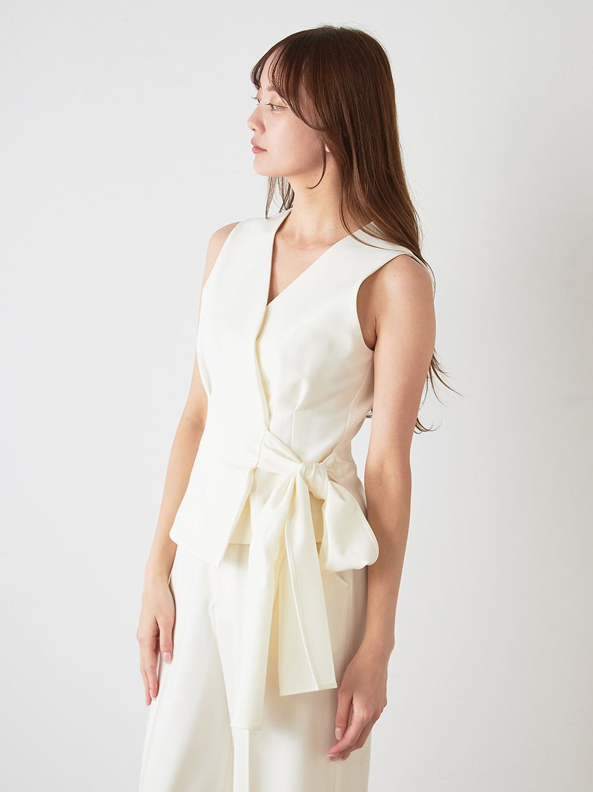SNIDEL「Sustainableペプラムベストトップス」|シャツ・ブラウス|
