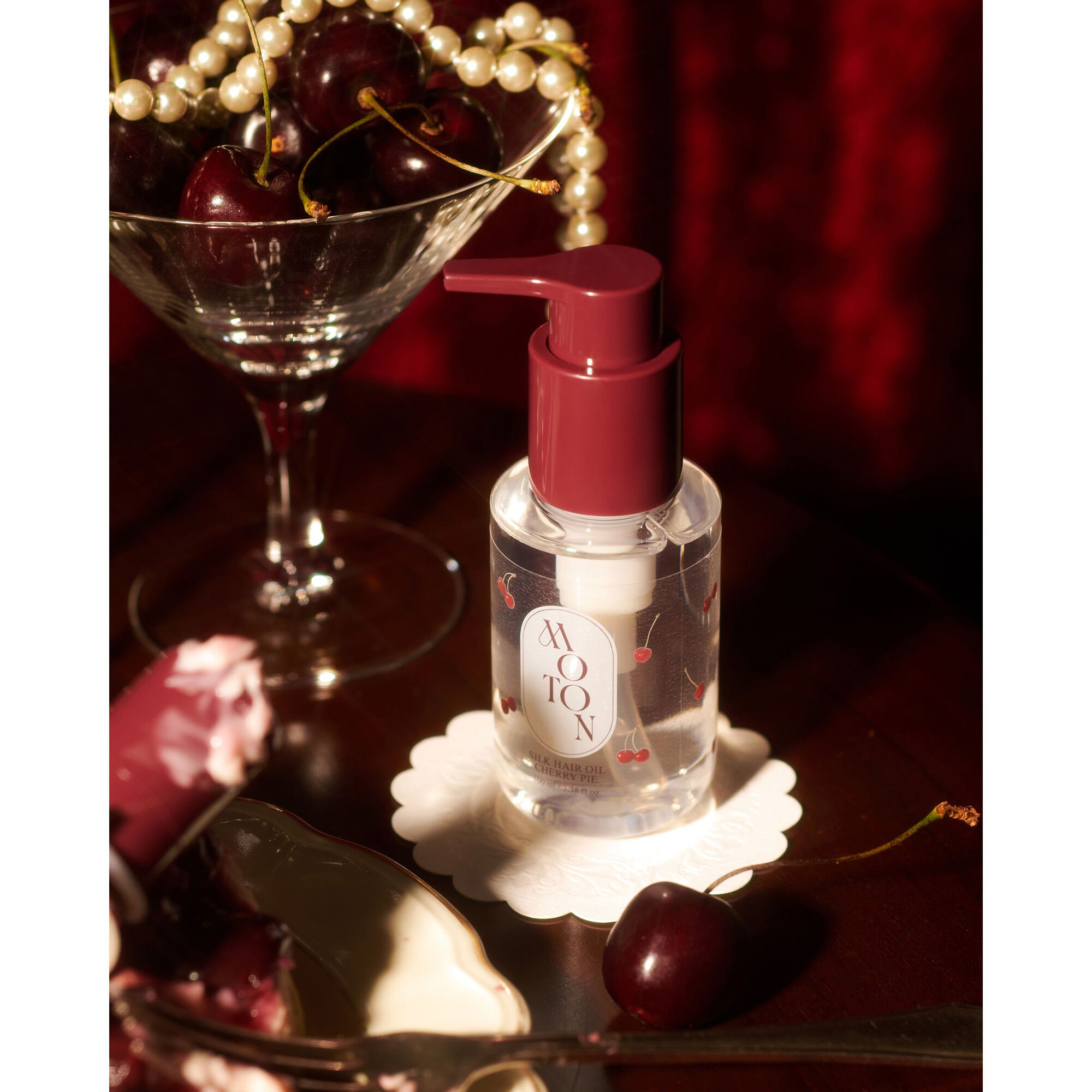  「MOTON シルクヘアオイル CHERRY PIE (100ml)」|洗い流さないトリートメント|